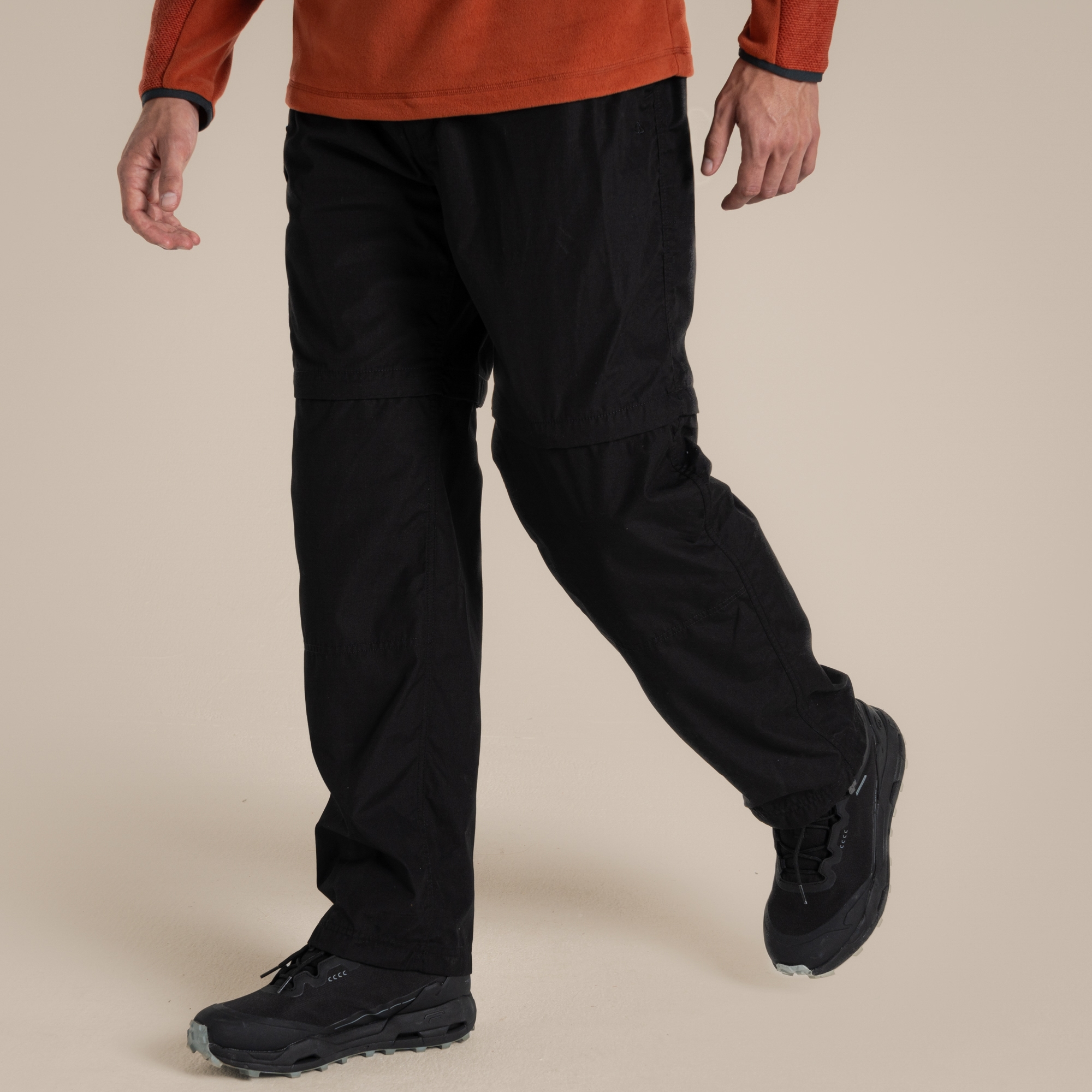 Craghoppers Men's Kiwi Convertible Trousers - Black 38R - Image 4