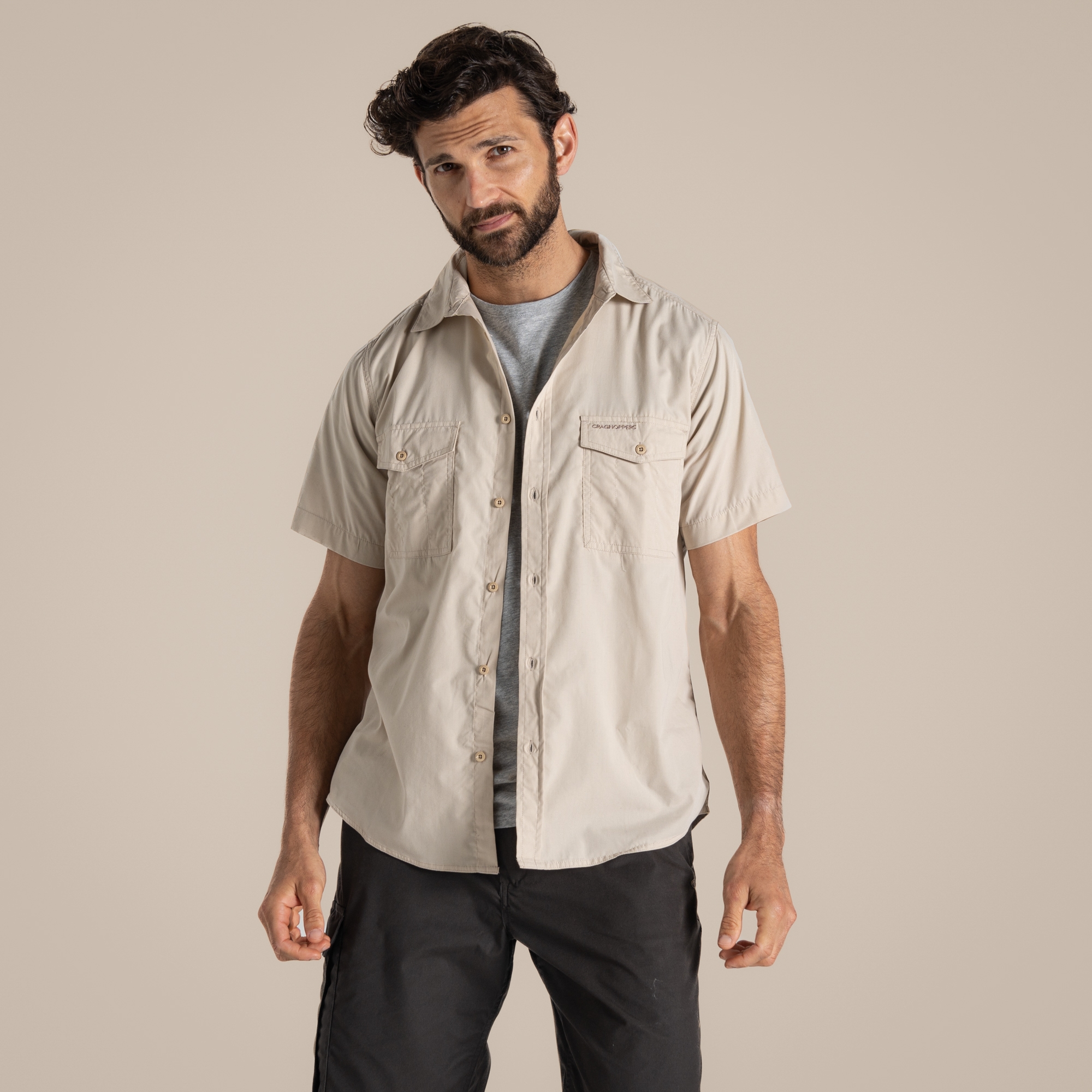 Craghoppers Kiwi Short Sleeved Shirt Size: L Men's Beige