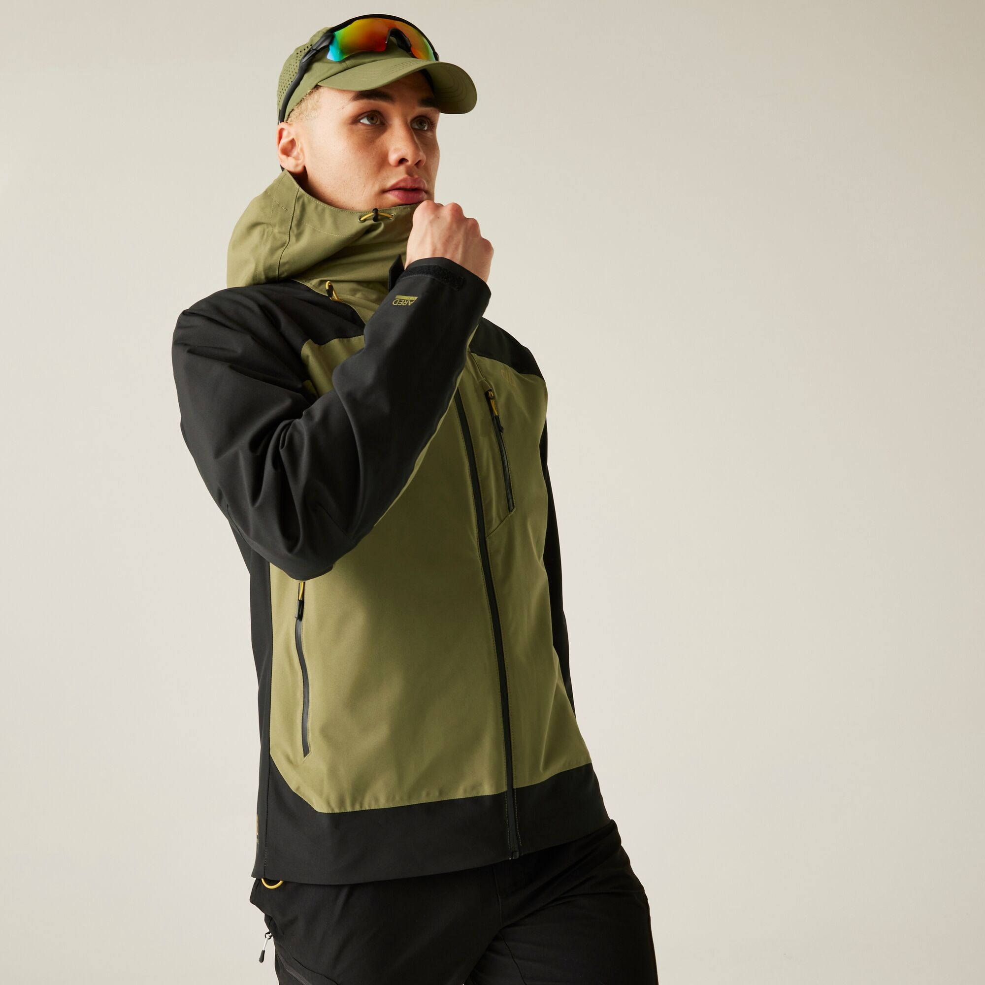 Dare2b Men's Torrek Ii Waterproof Jacket: : :, Co Martini Olive/Black Small - Outdoor Action - Image 3