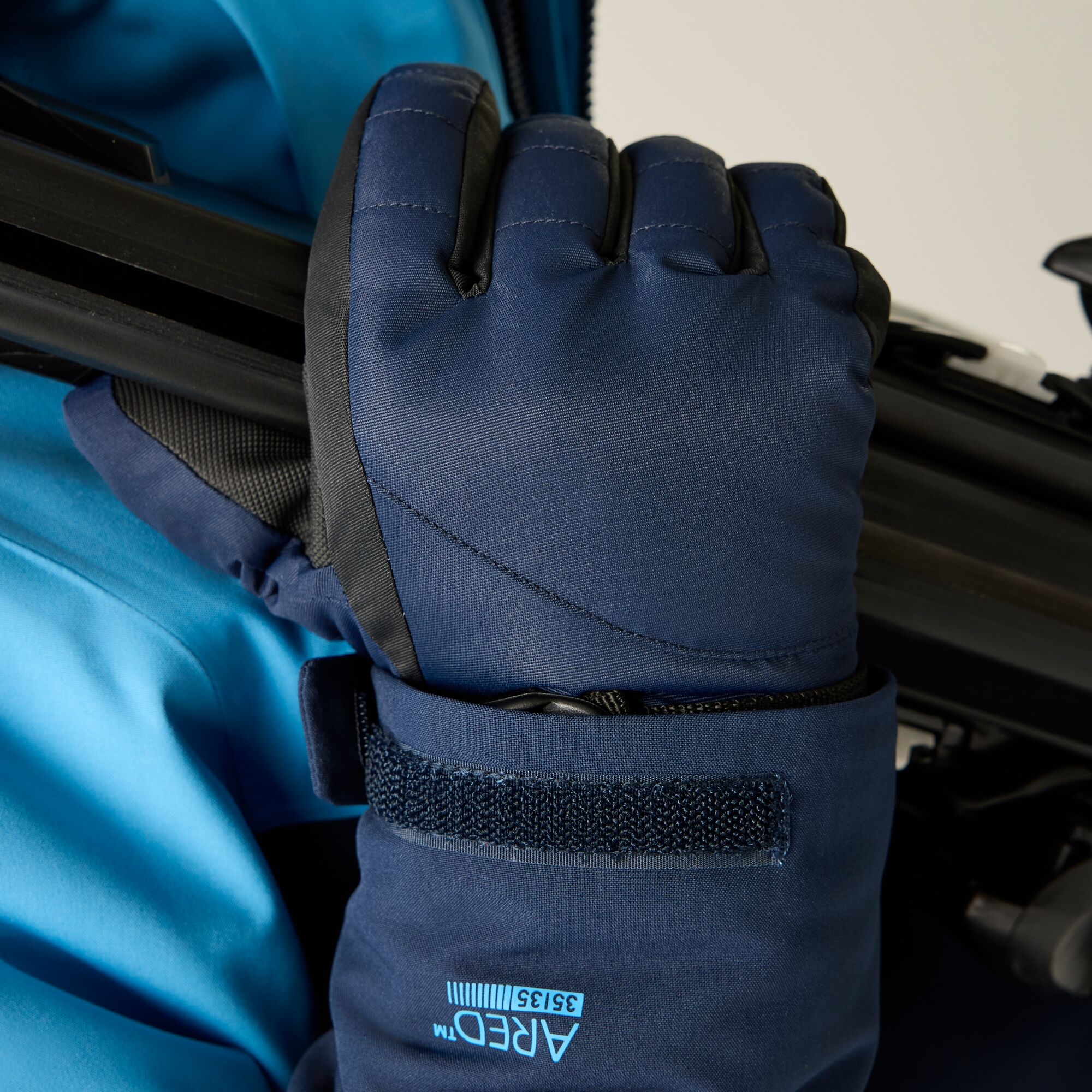 Dare 2b Women's Dash Gloves in Navy | Size: Medium - Image 4