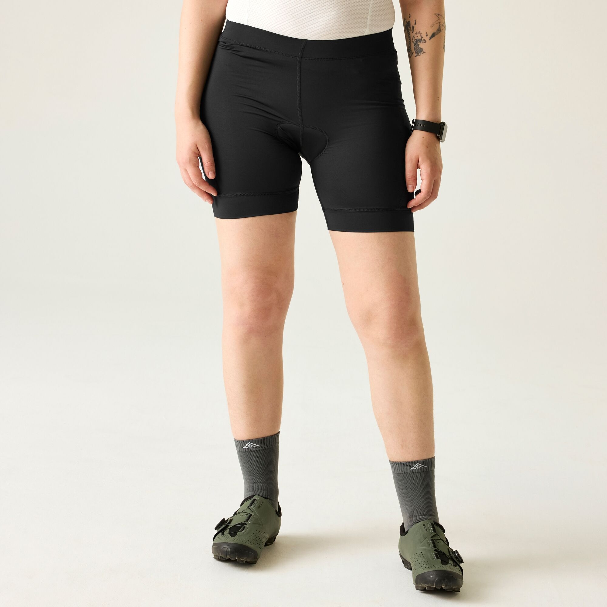 Dare 2b   Spodenki rowerowe damskie Habit Czarny
