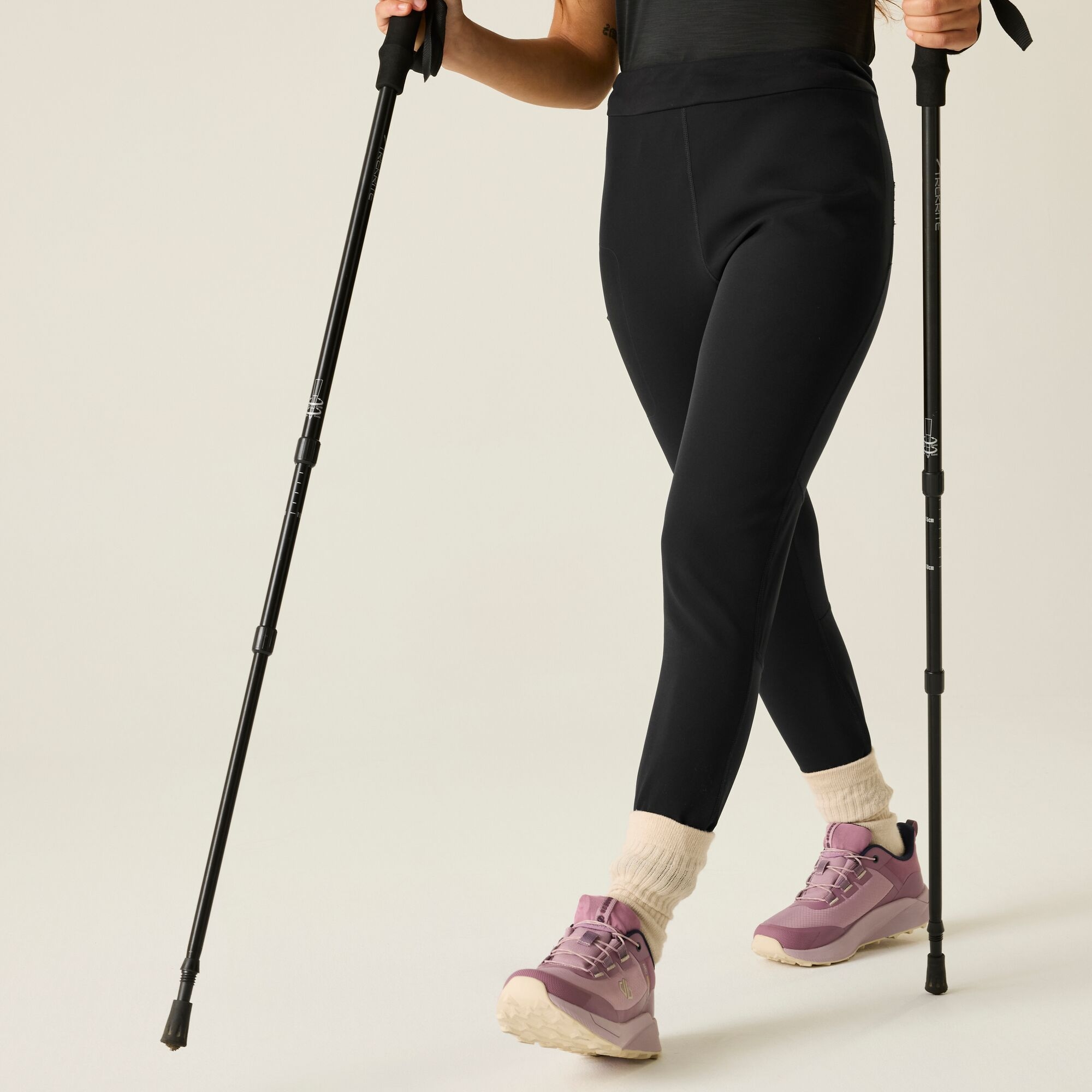 Dare 2b   Legginsy sportowe damskie Torrek Czarny