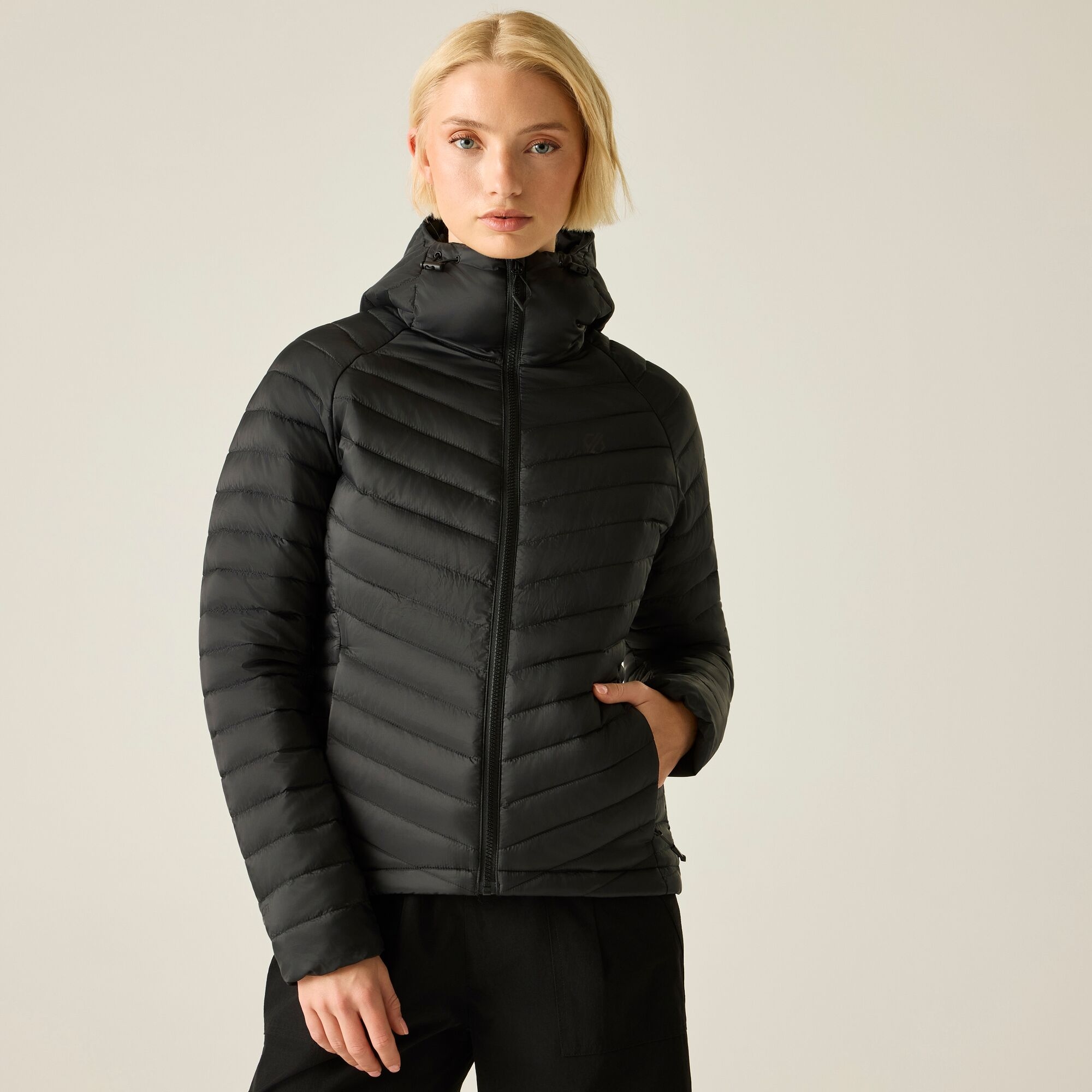 Dare 2b   Kurtka ocieplana damska Air-Lite Czarny