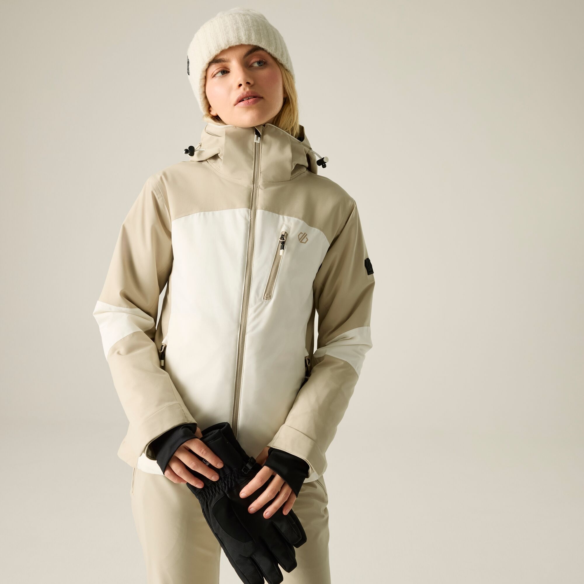 Dare2b Women's Lumi Ski Jacket: : :, Colou White Pepper/ Egret Size 18 - Outdoor Action - Image 2