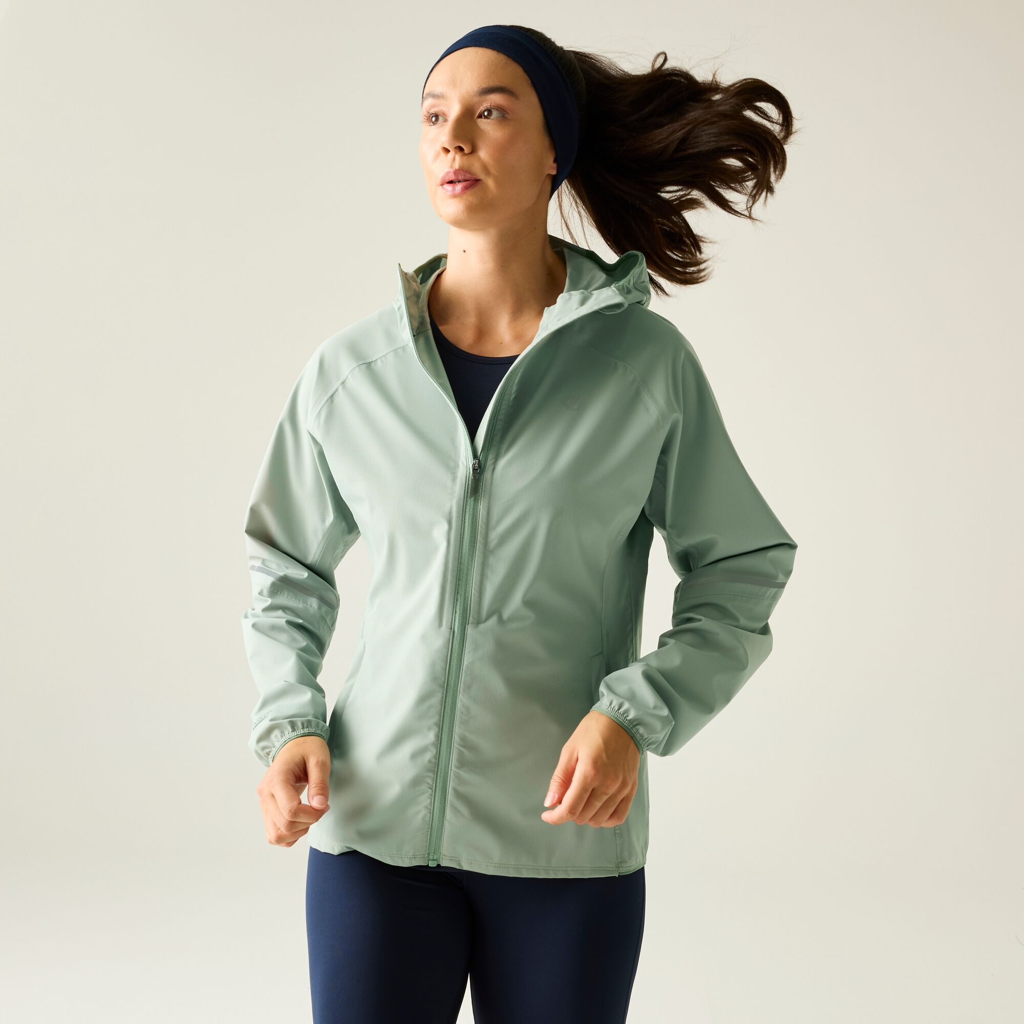 Dare 2B Women's Waterproof Ultra-Light Jacket - Green Size 10