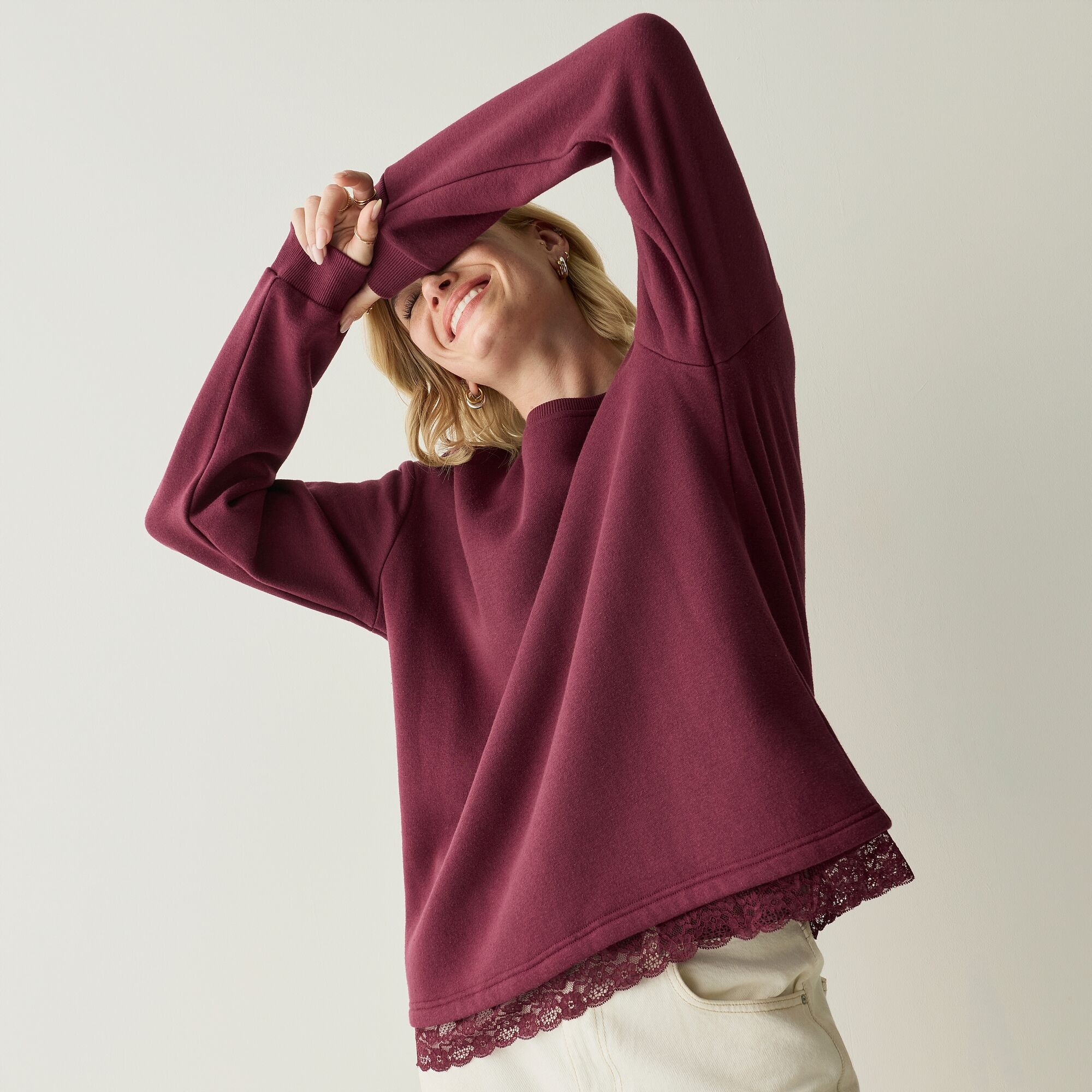 Regatta Life Women's Osorno Sweatshirt - Red Size 12
