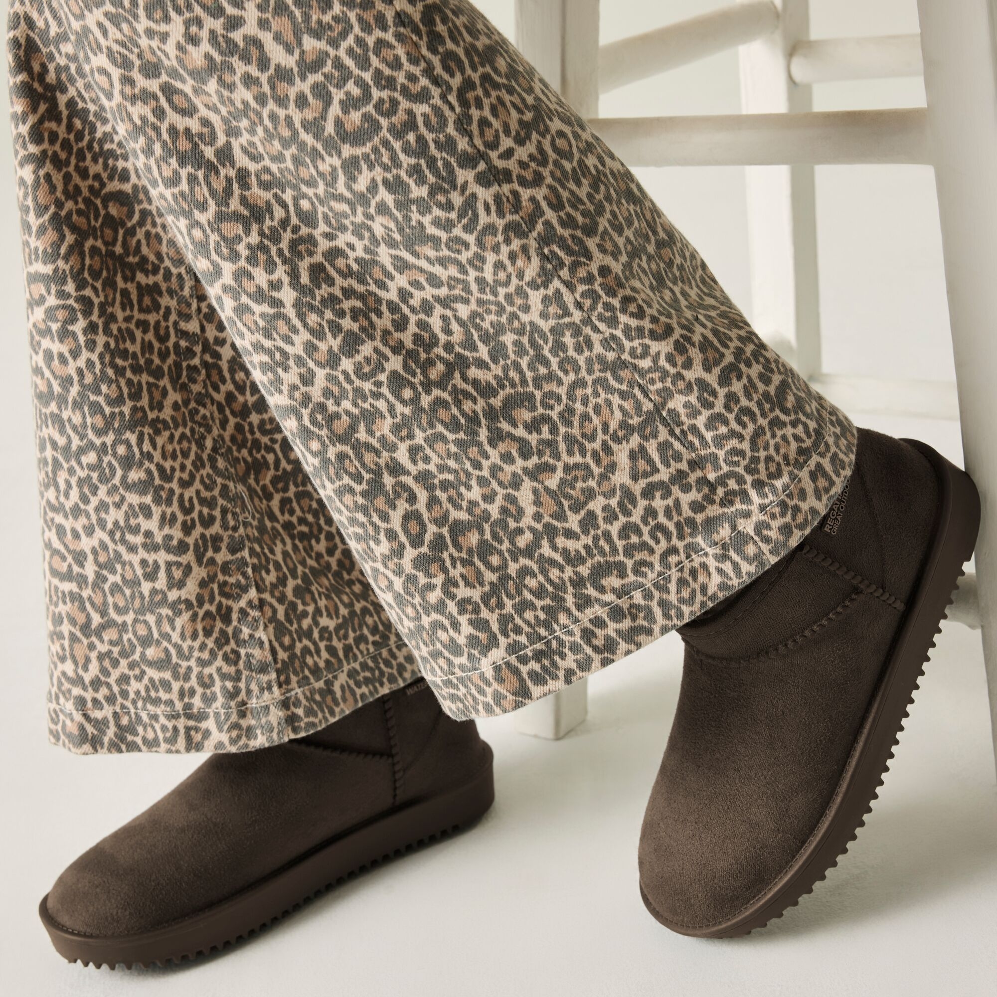 Regatta   Śniegowce dziecięce niskie Risley Brązowy