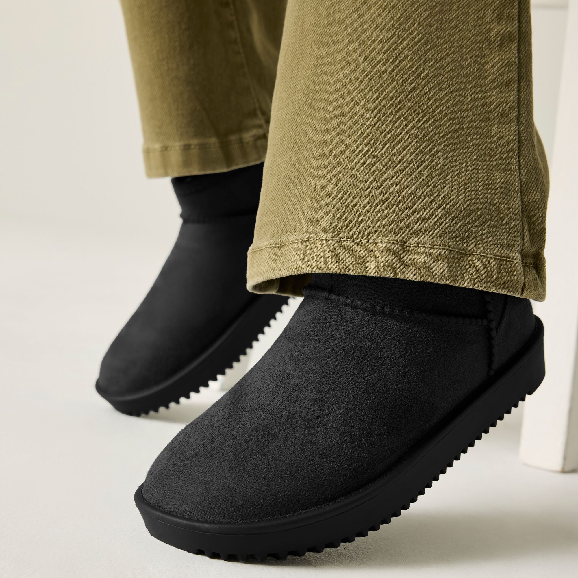 Regatta   Śniegowce dziecięce niskie Risley Czarny