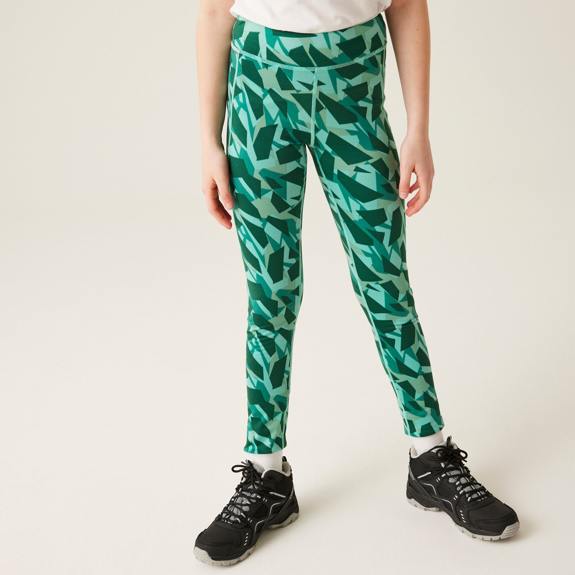 Regatta Kids’ Barlia Winter Leggings Size: 13 Years Unisex Kids Green