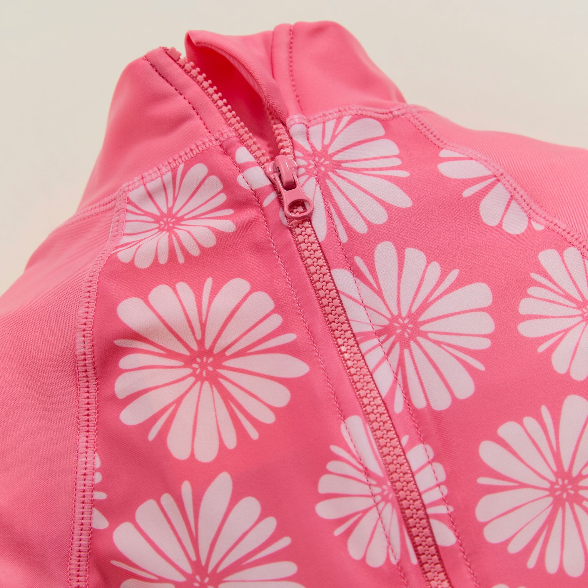 Regatta   Kombinezon dziecięcy kąpielowy Rash Różowy