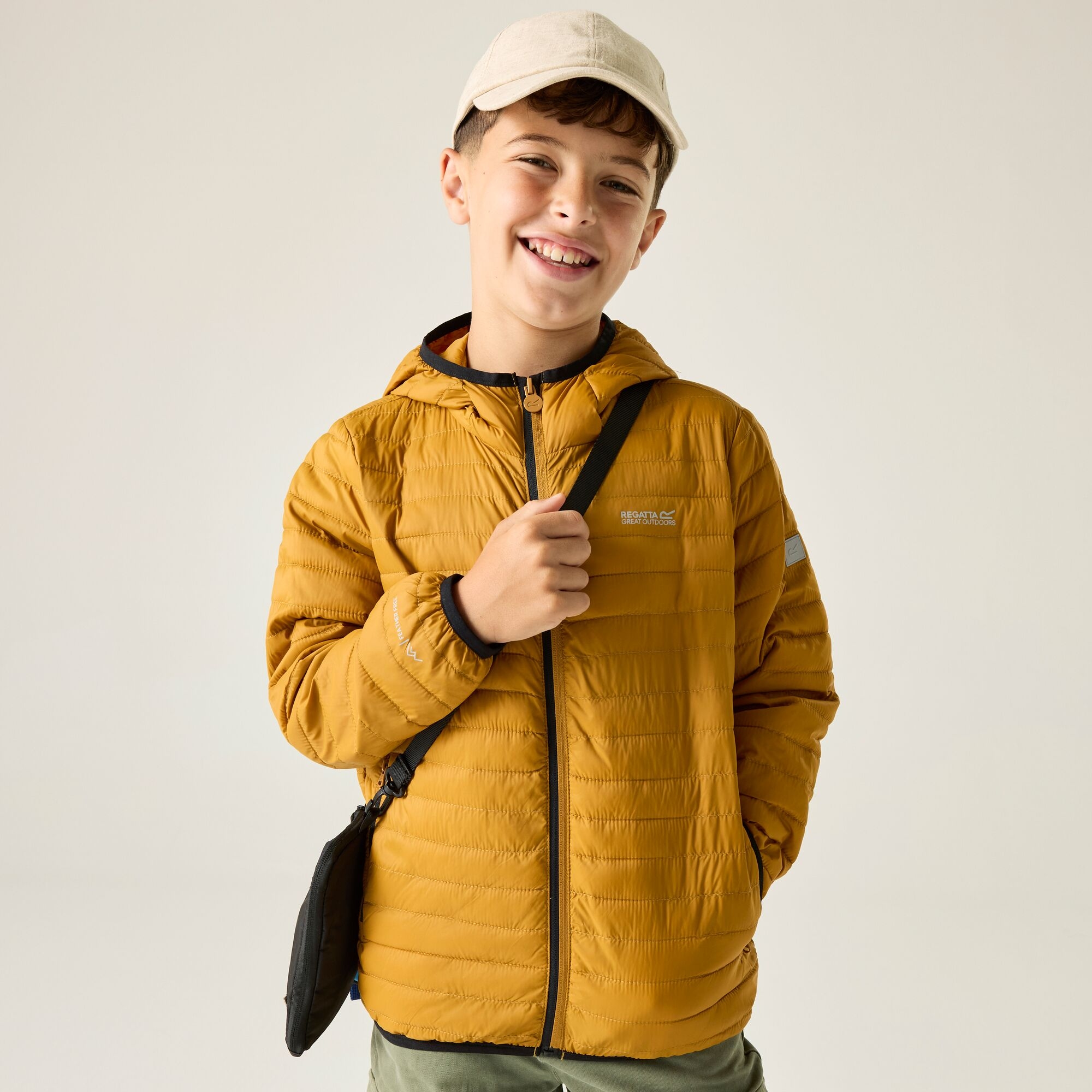 Regatta Kids Hooded Hillpack School Jacket - Brown Size 3-4 Years