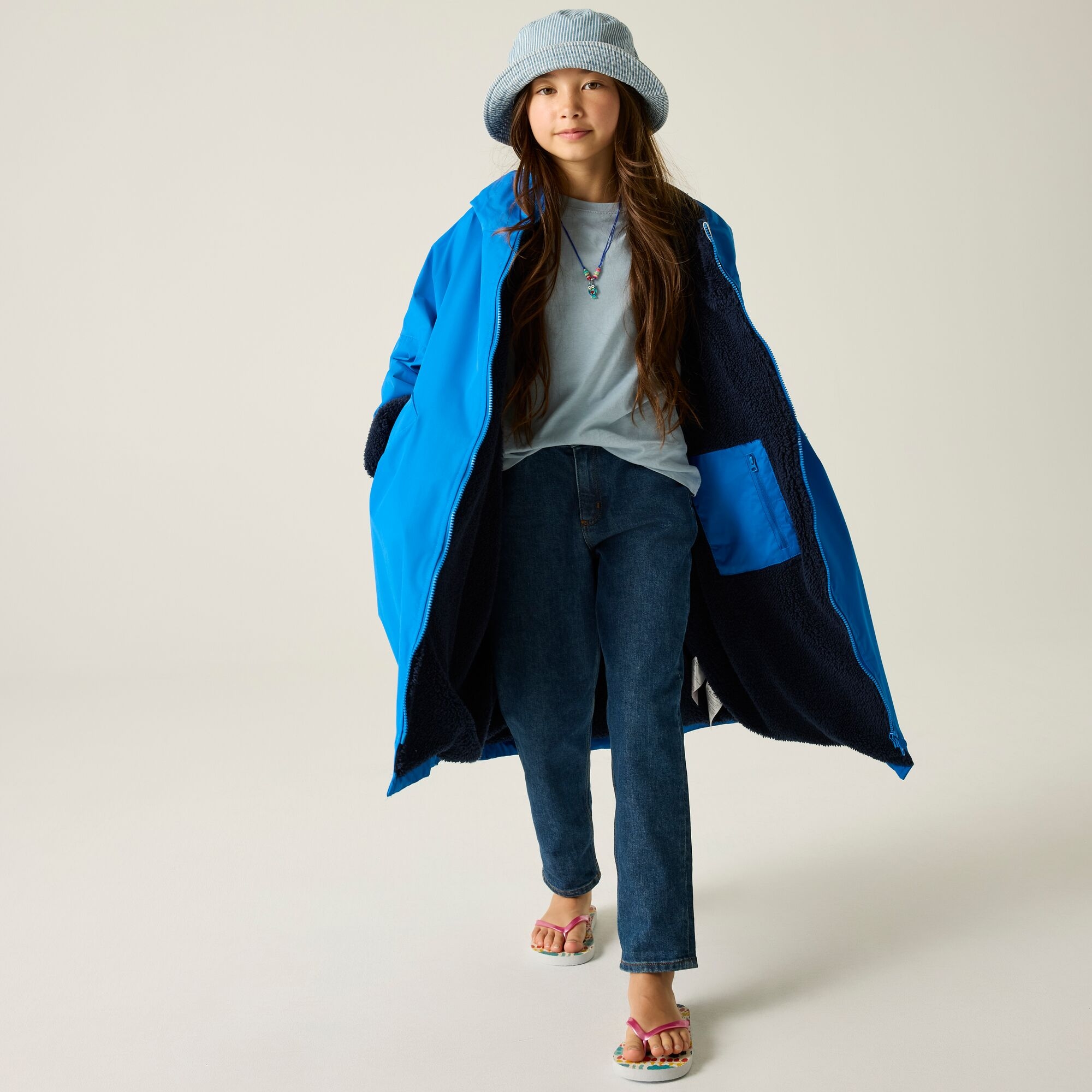 Regatta   Płaszcz do przebierania dziecięcy wodoodporny Changing Robe Niebieski