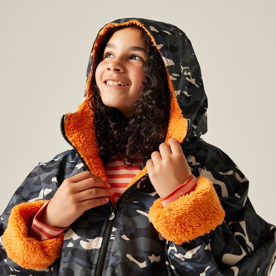 Junior Changing Robe Black Camo Persimmon