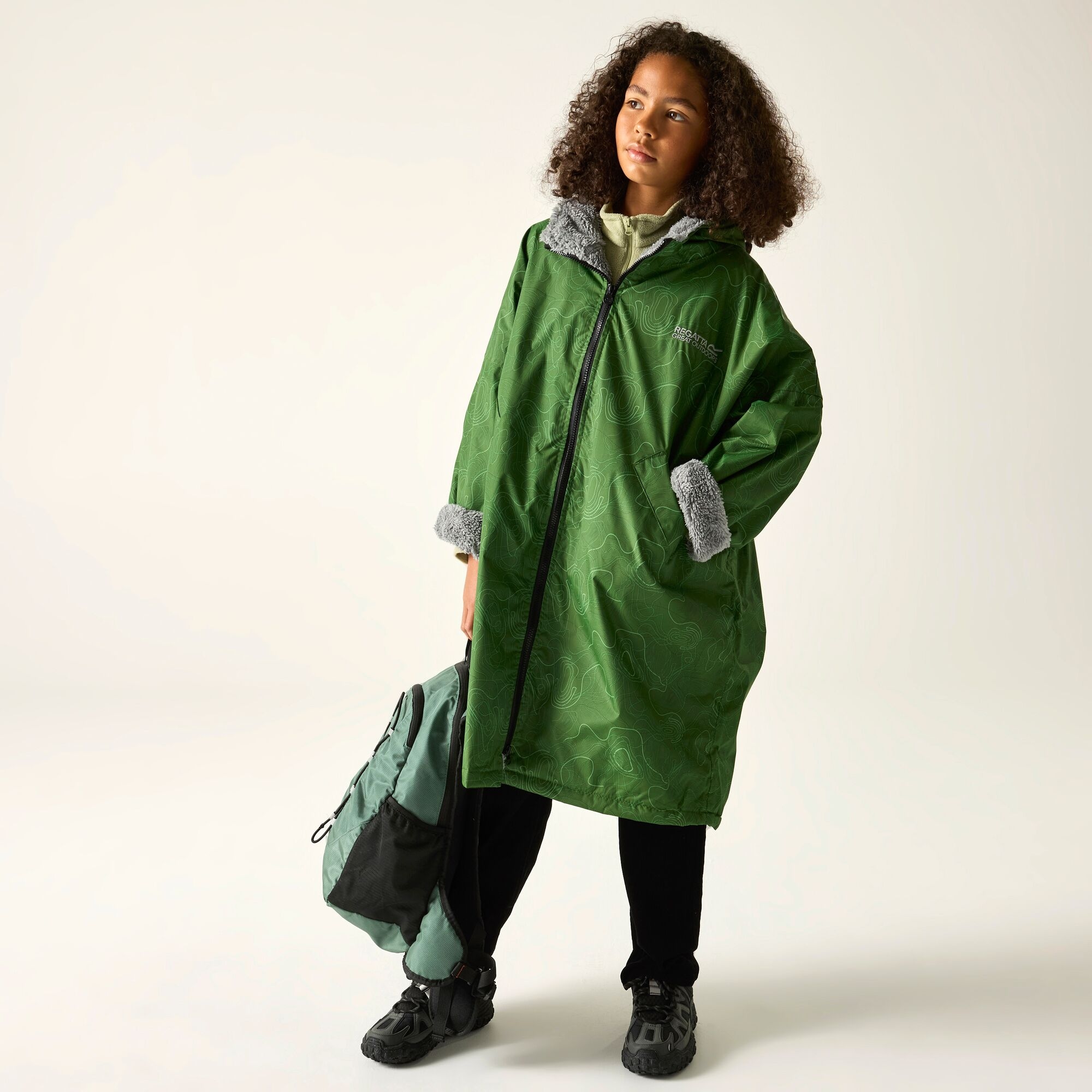 Regatta Junior Changing Robe Size: 9-13 Years Unisex Kids Green