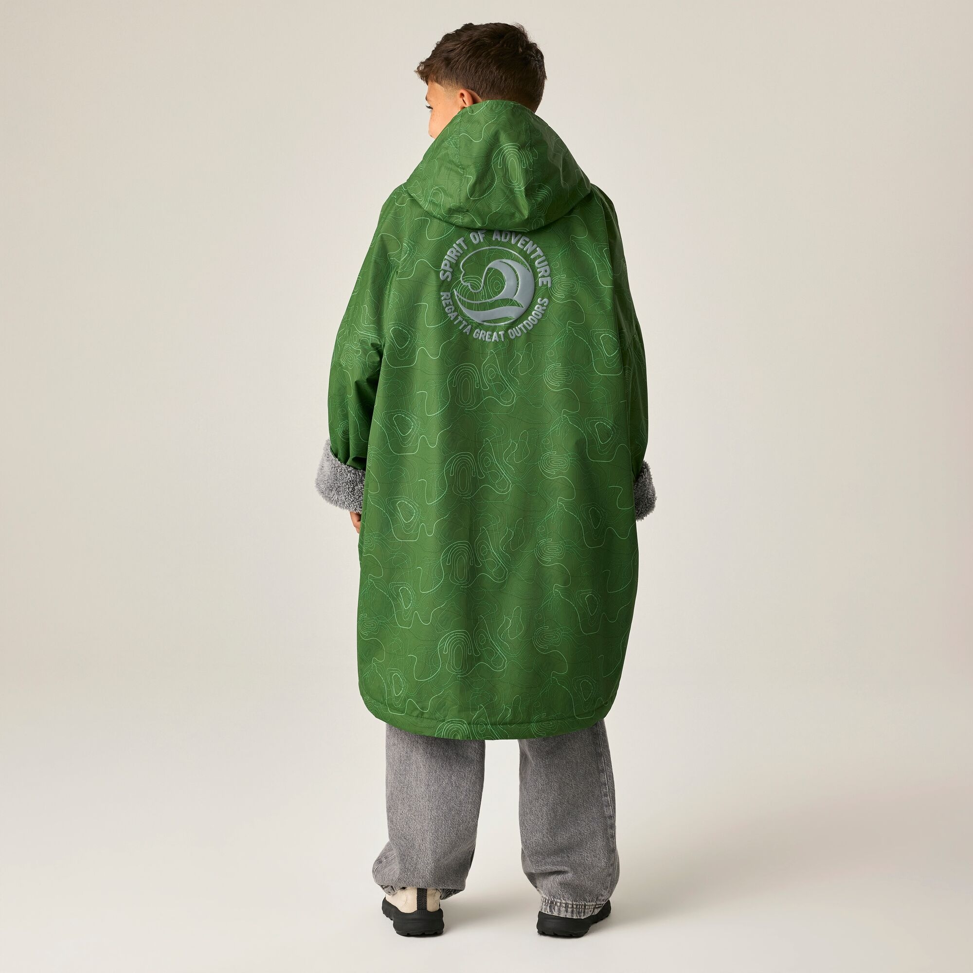 Regatta Kids School Changing Robe - Green Size 9-13 Years - Image 1