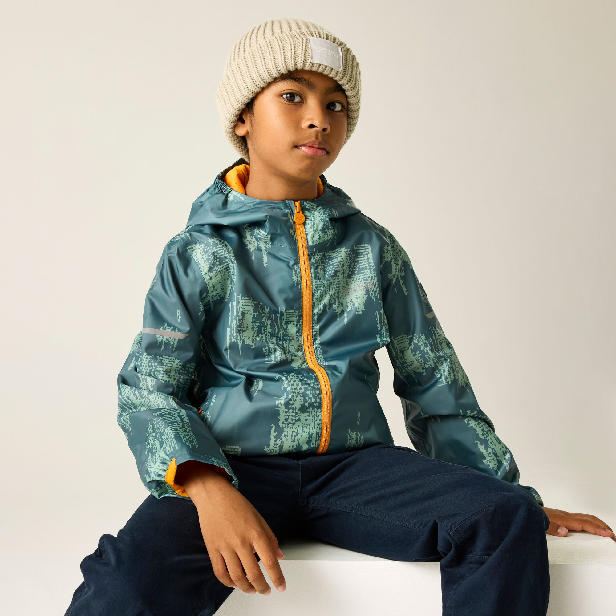 Regatta Kids’ Printed Lever Ii Waterpoof School Jacket - Grey Size 3-4 Years - Image 1