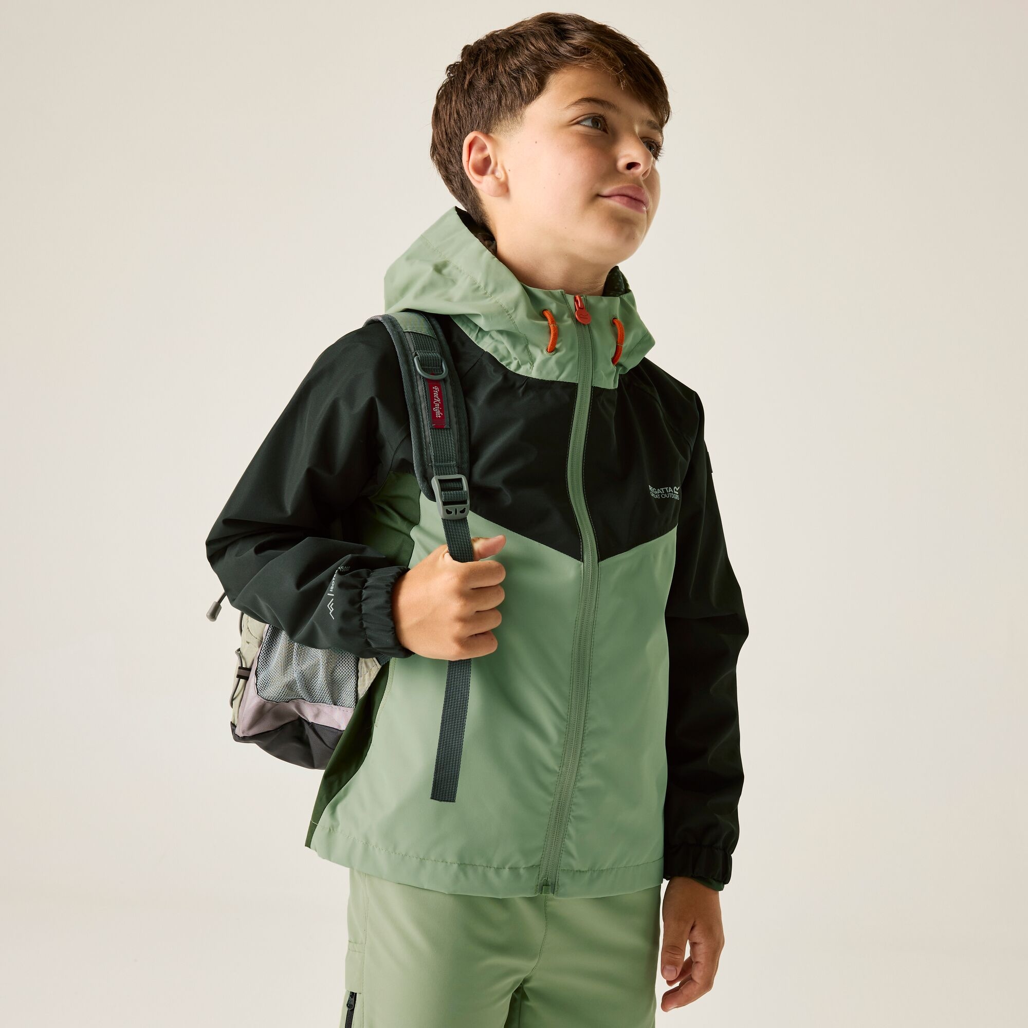 Regatta Kids’ Hanleigh Shell School Jacket - Green Size 15-16 Years - Image 3