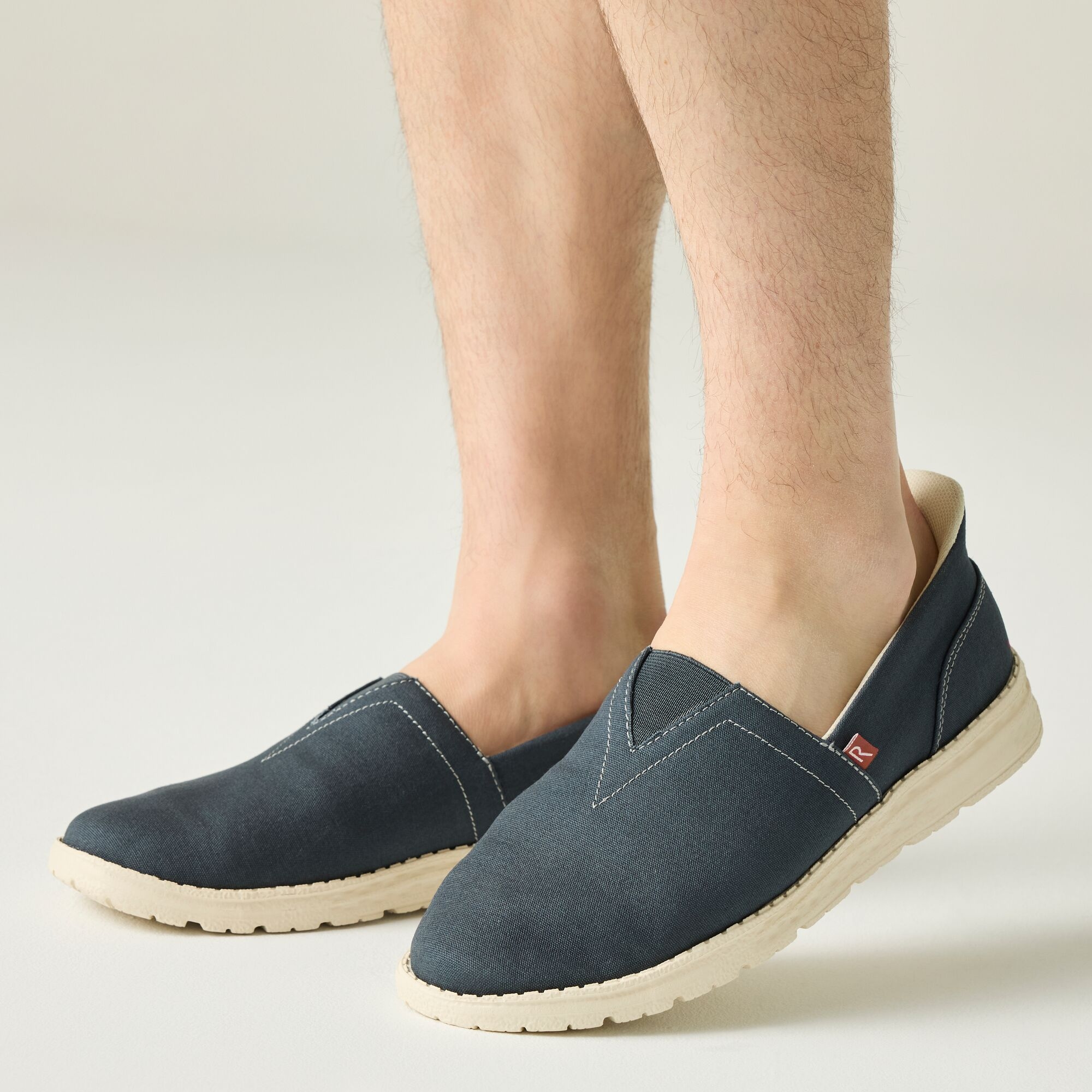 Regatta Regatta Buty męskie casual Salcombe Szary