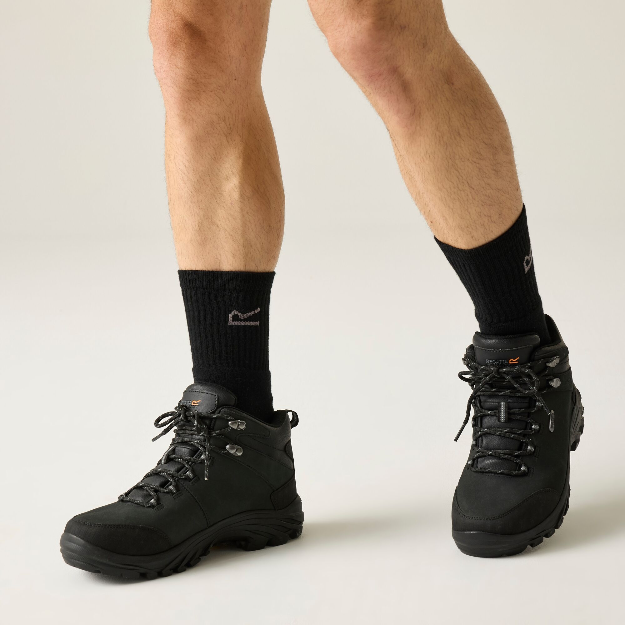 Regatta Buty męskie trekkingowe skórzane z membraną Burrell Vibram Czarny