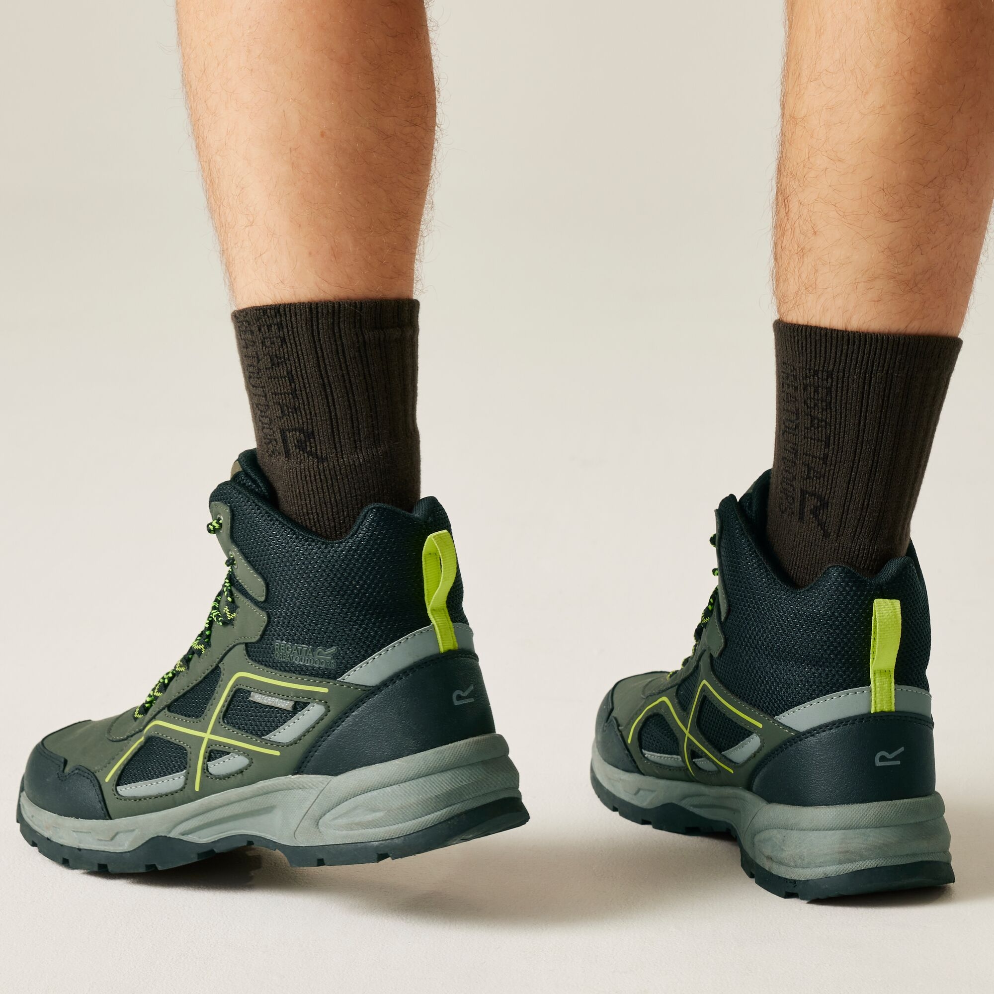 Regatta Buty męskie trekkingowe z membraną Vendeavour Zielony