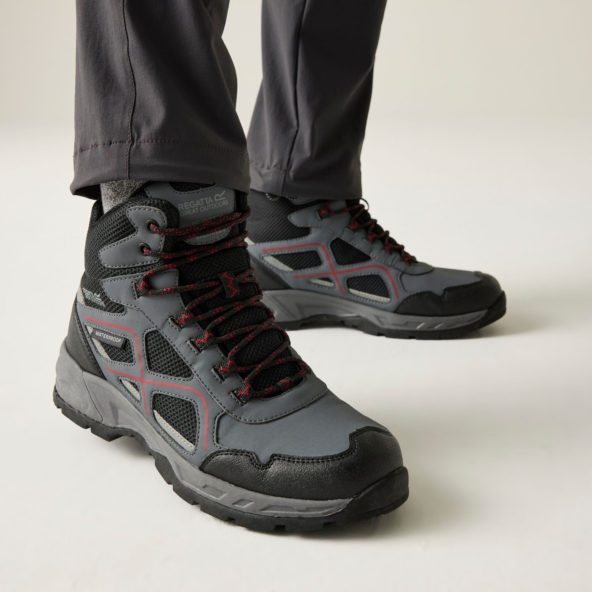 Regatta   Buty męskie trekkingowe z membraną Vendeavour Szary