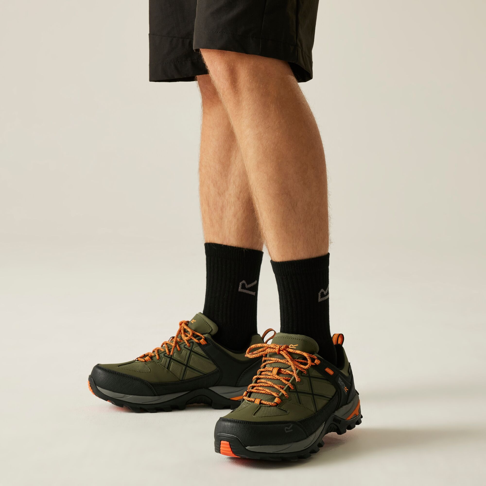 Regatta Buty męskie trekkingowe niskie z membraną Samaris III Zielony