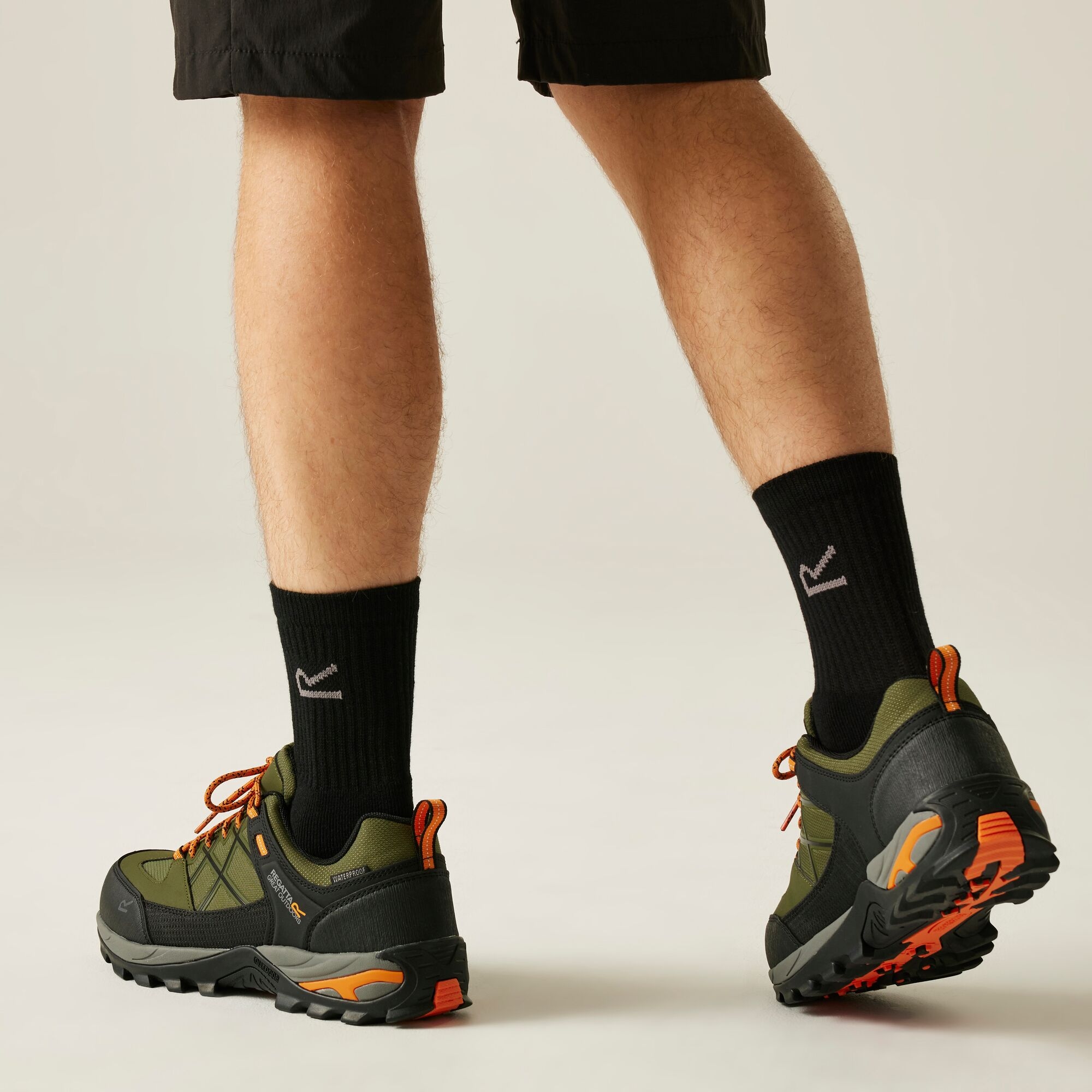 Regatta Buty męskie trekkingowe niskie z membraną Samaris III Zielony