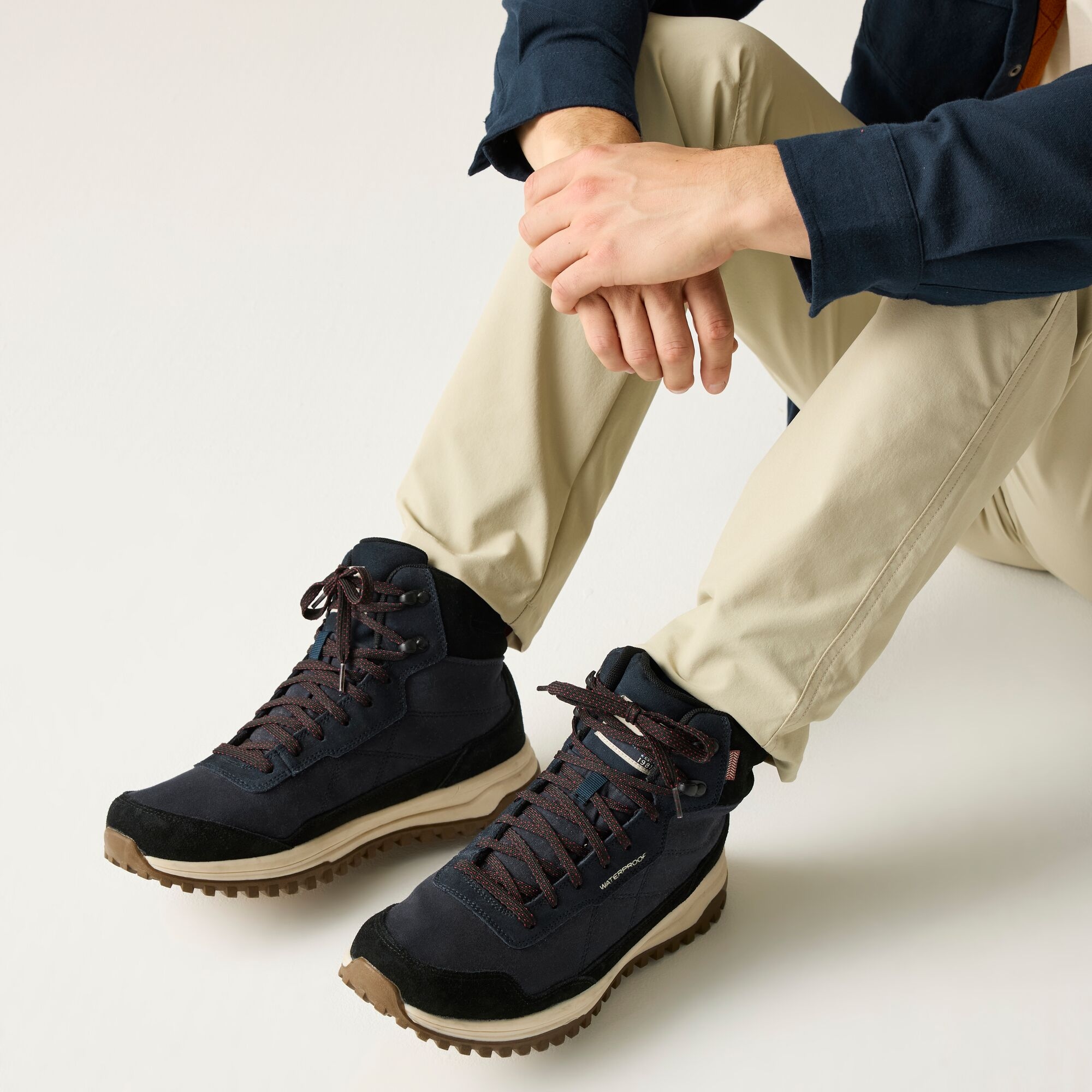 Regatta Mayfield Boots Size: Uk 9 Men's Blue