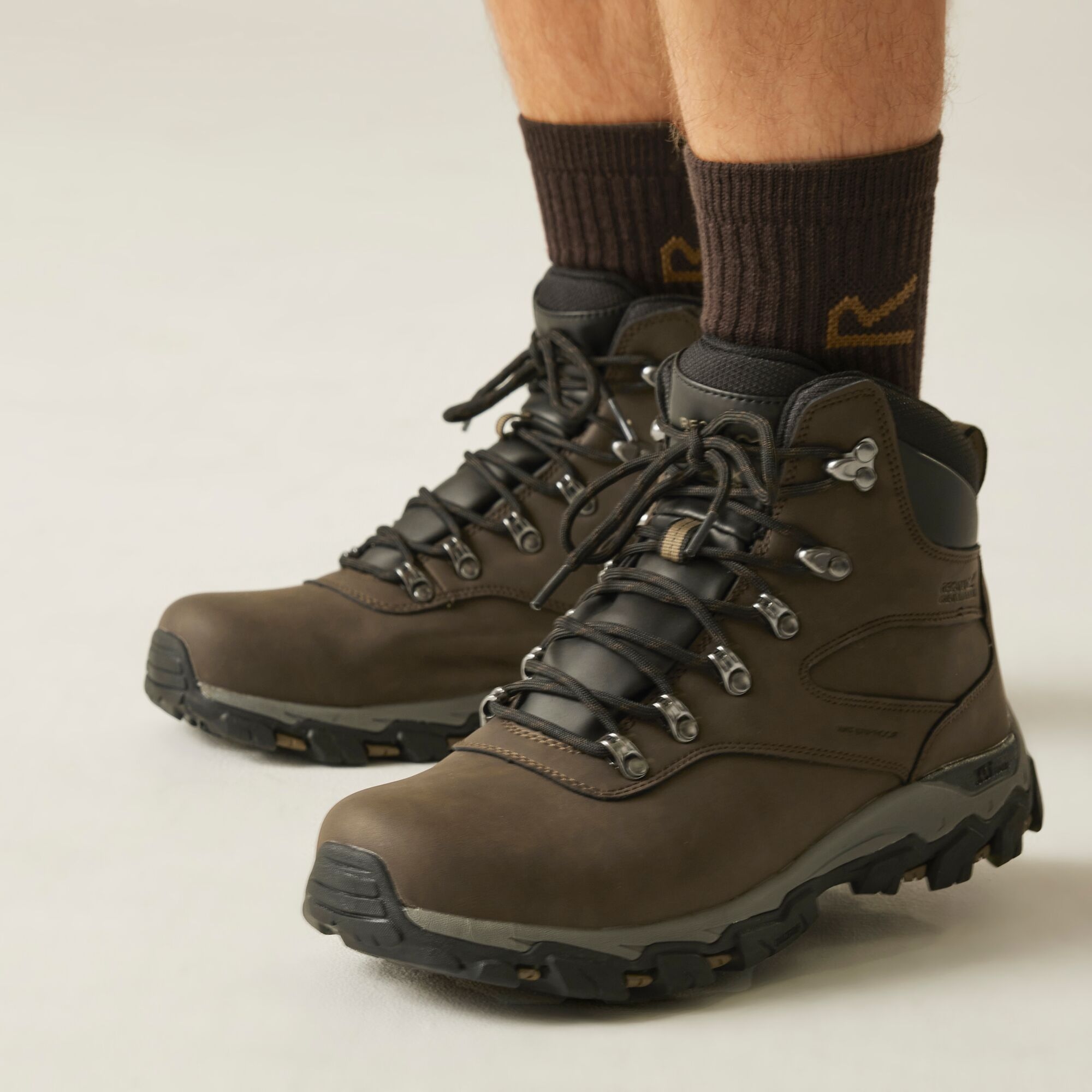 Regatta Buty męskie trekkingowe z membraną Holcombe Classic Brązowy