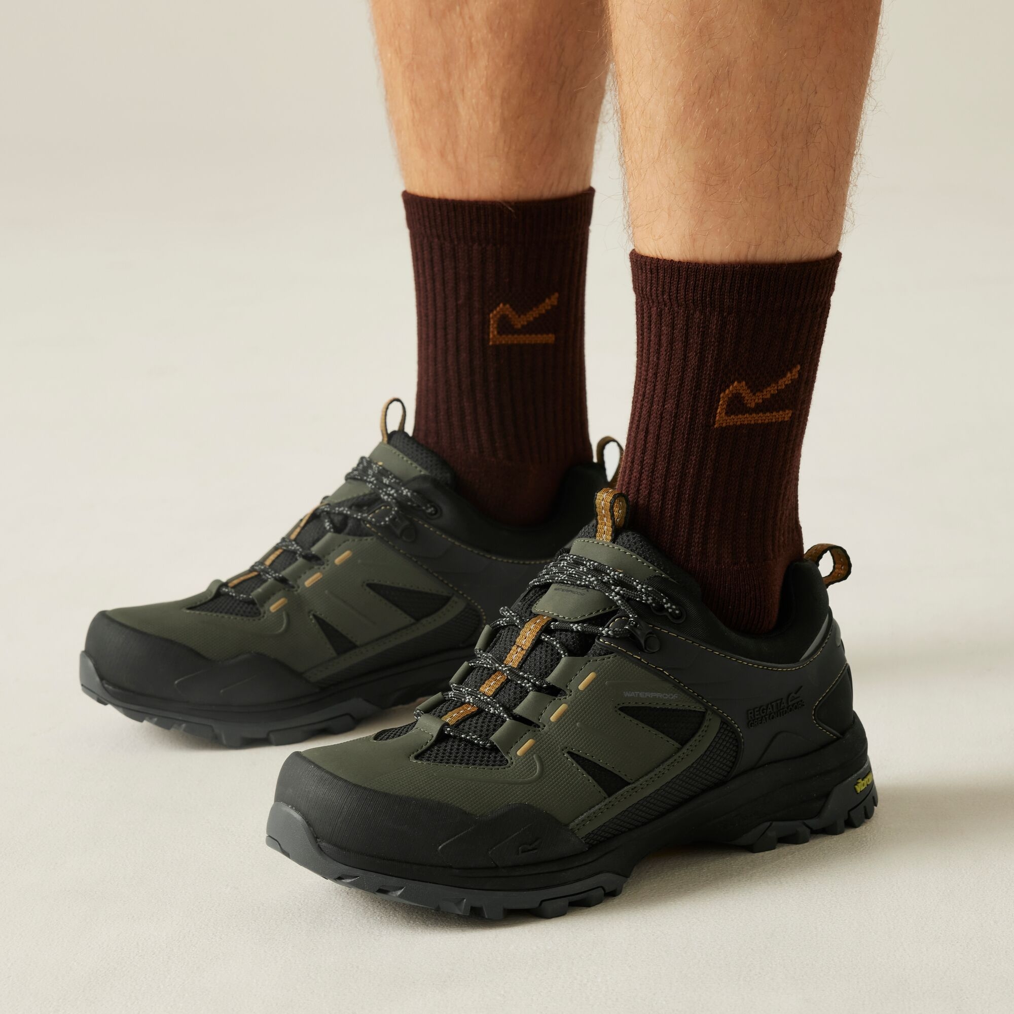 Regatta Buty męskie trekkingowe niskie z membraną Regen Vibram Zielony