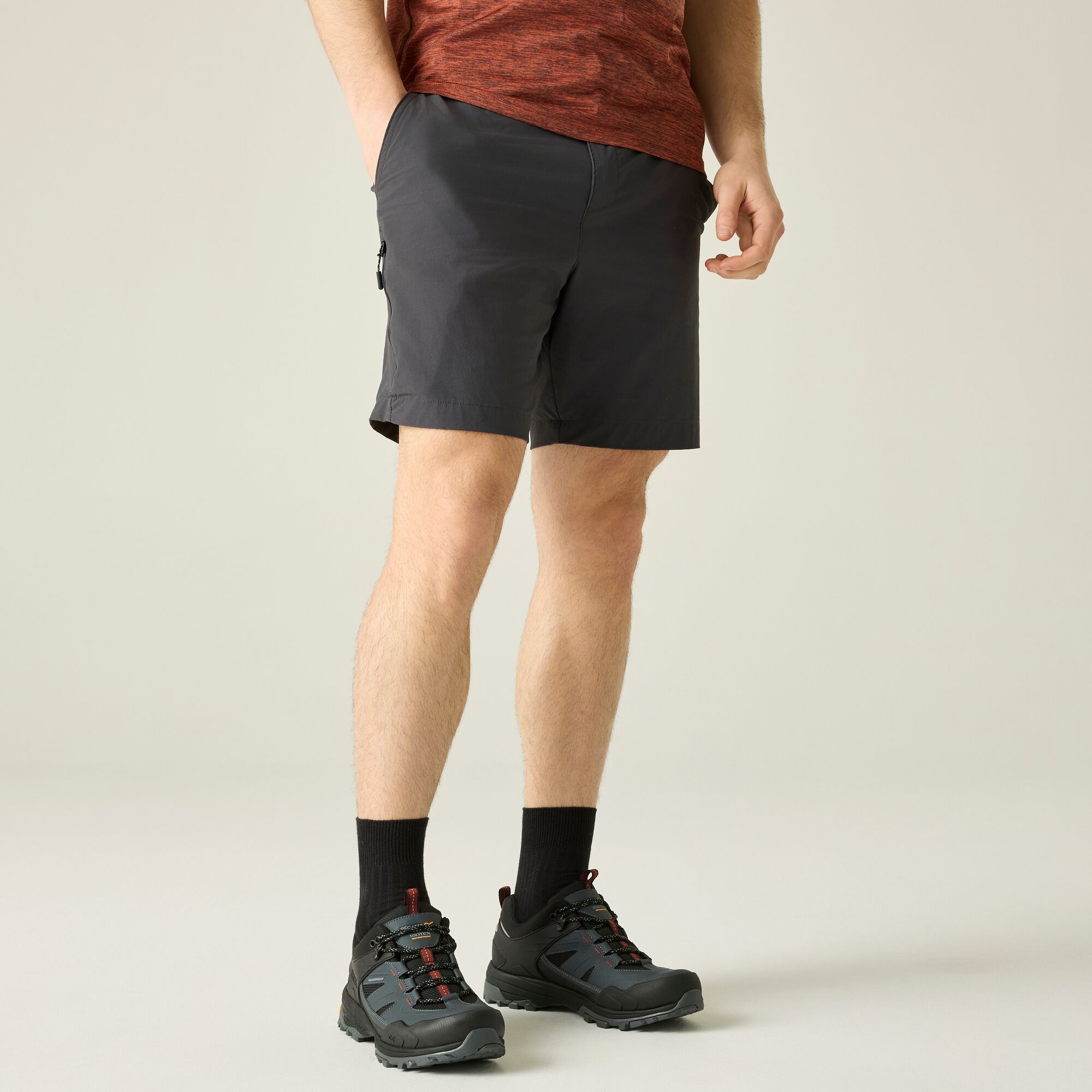 Regatta Buty męskie trekkingowe niskie z membraną Regen Vibram Brązowy