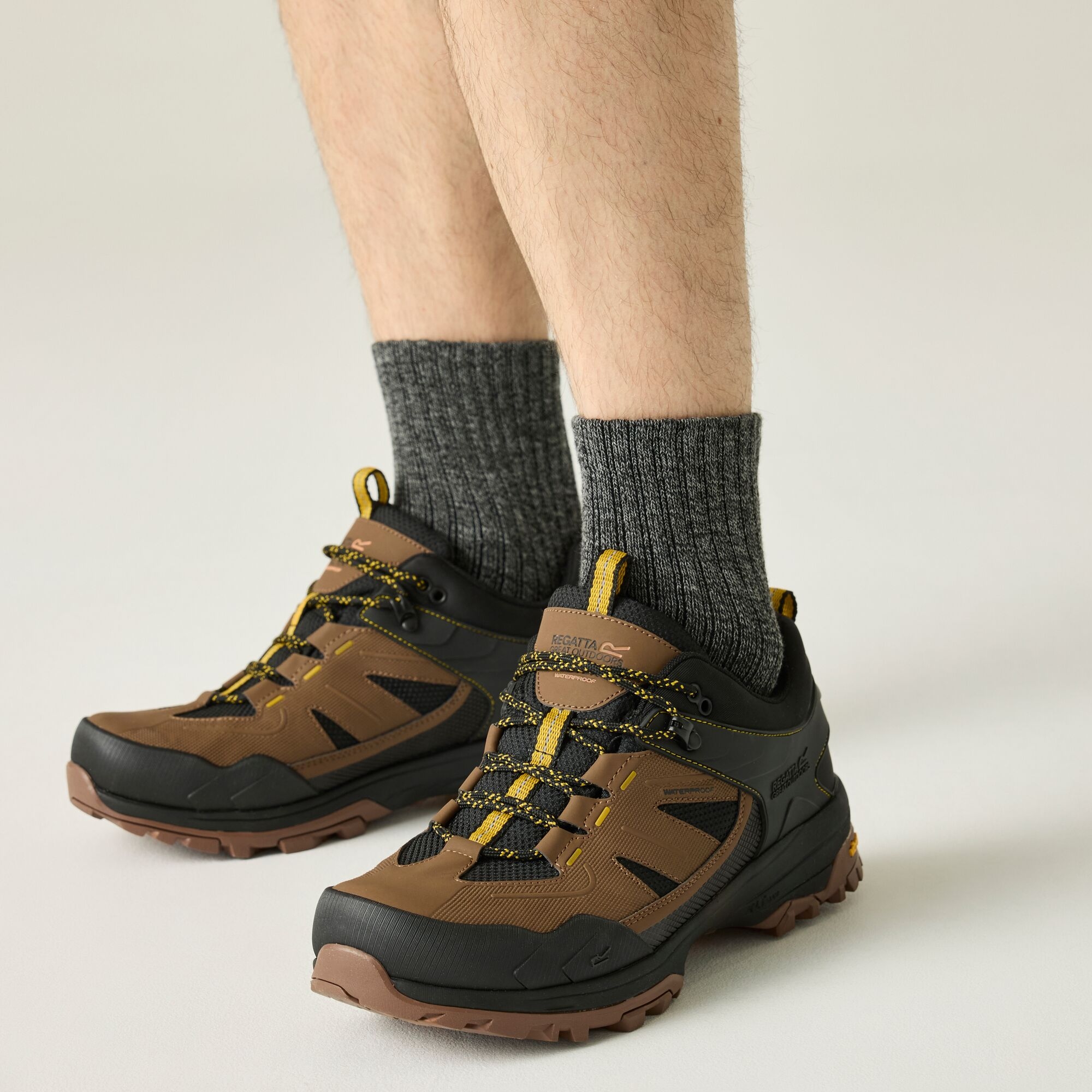 Regatta Men's Regen Low Vibram Walking Boots - Brown UK Size 7