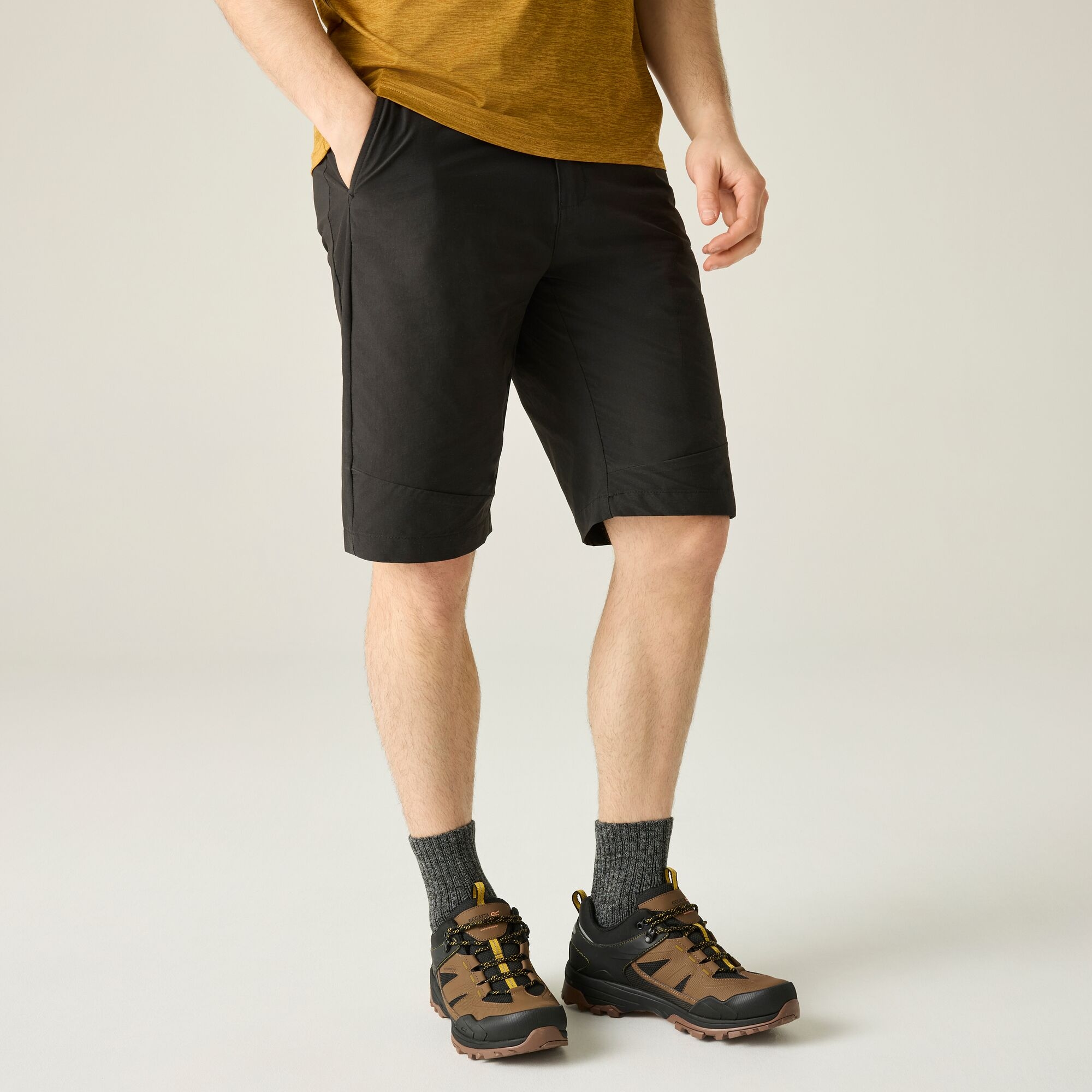 Regatta   Buty męskie trekkingowe niskie z membraną Regen Vibram Brązowy