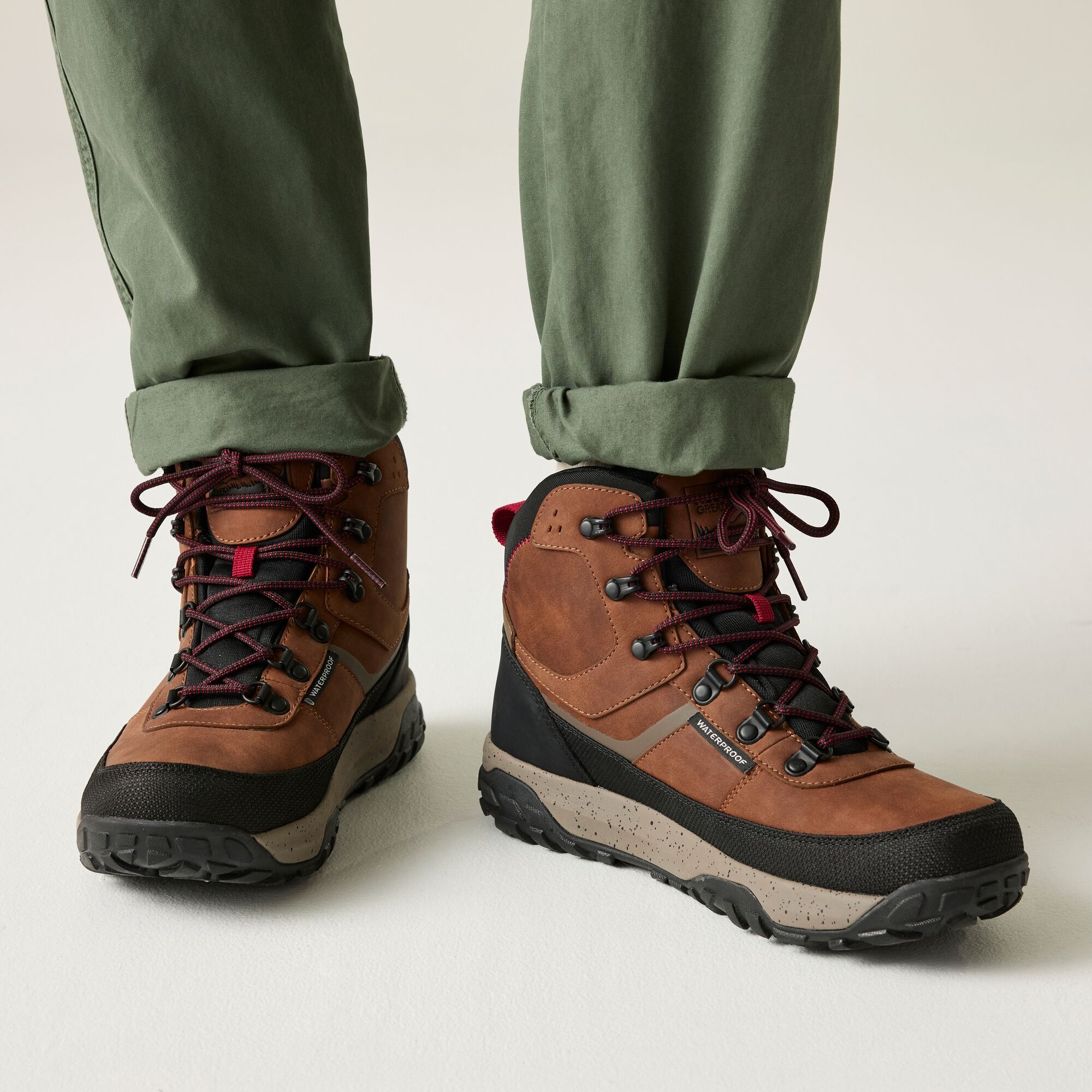 Regatta Renford Walking Boots Size: Uk 8 Men's Brown