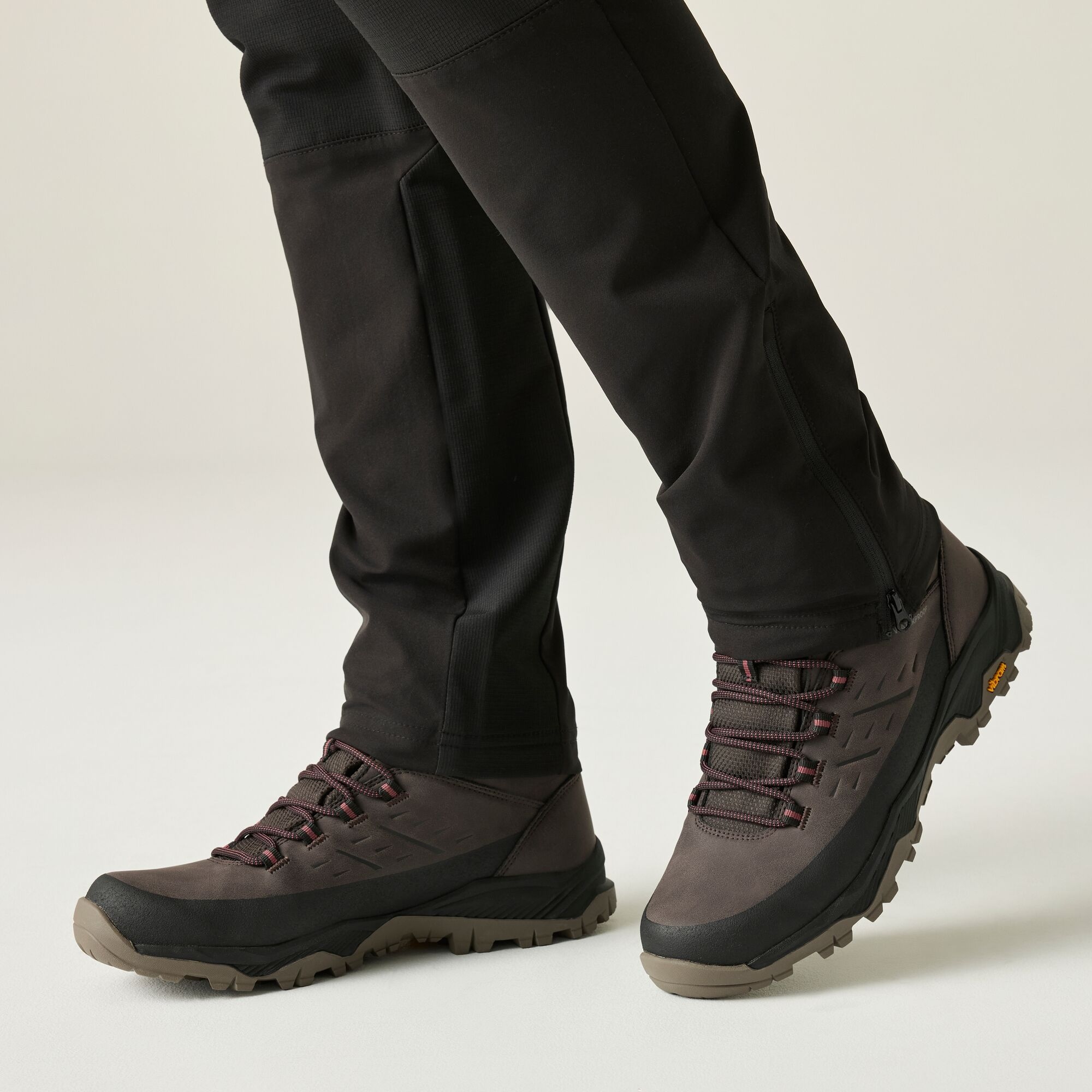 Regatta Men's Blake Vibram Walking Boots - Brown UK Size 6