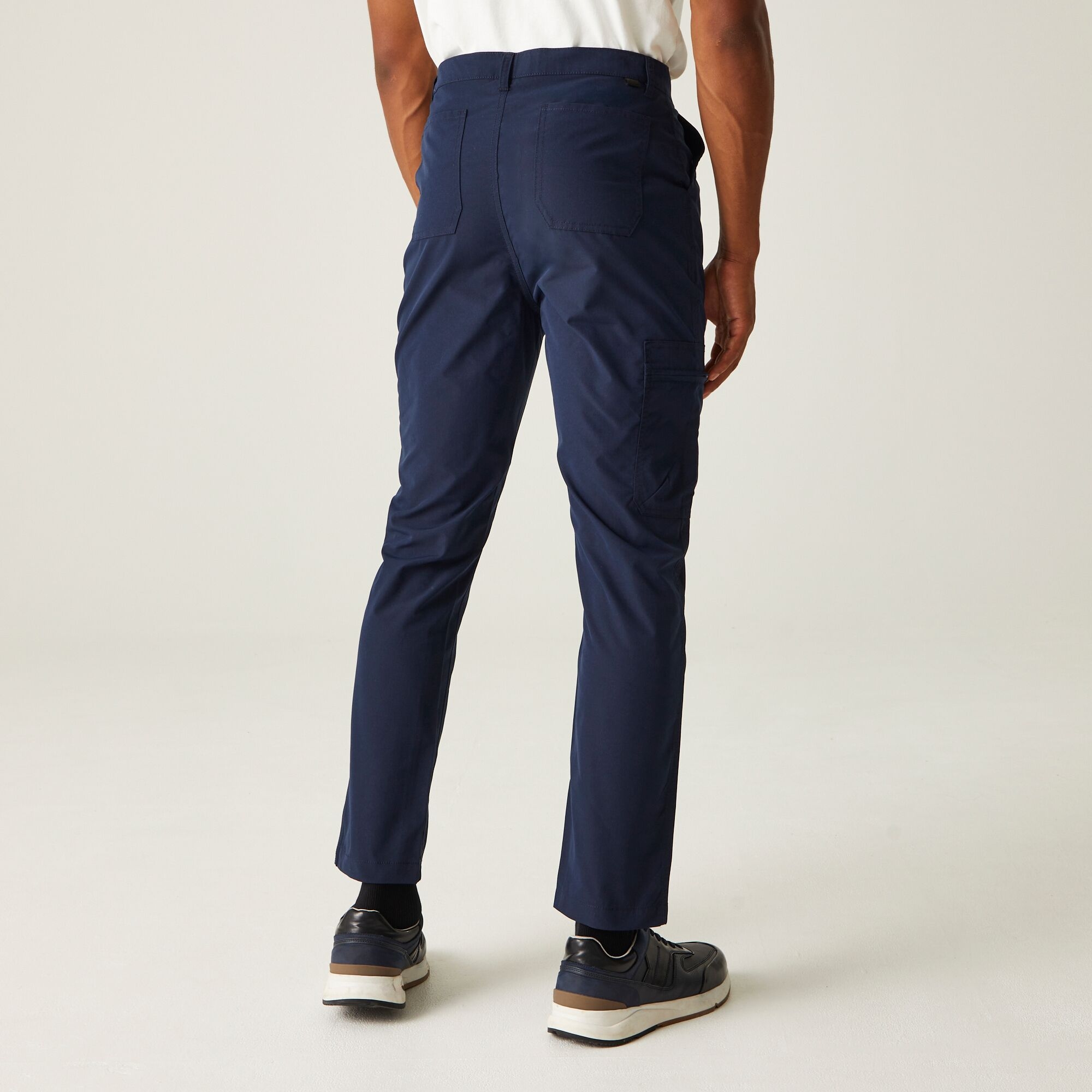 Regatta Regatta Spodnie męskie Dalry Multi Pocket Niebieski