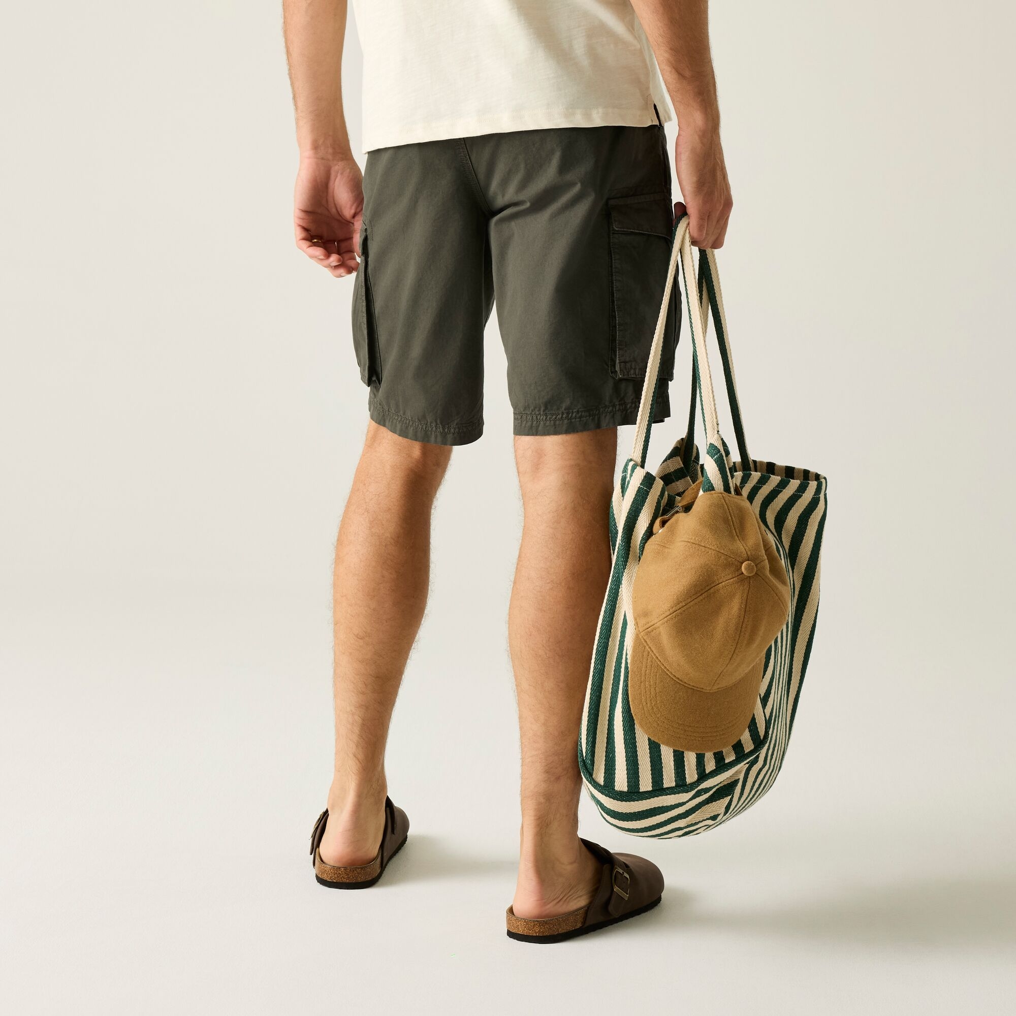 Regatta   Spodenki męskie cargo Shorebay II Zielony