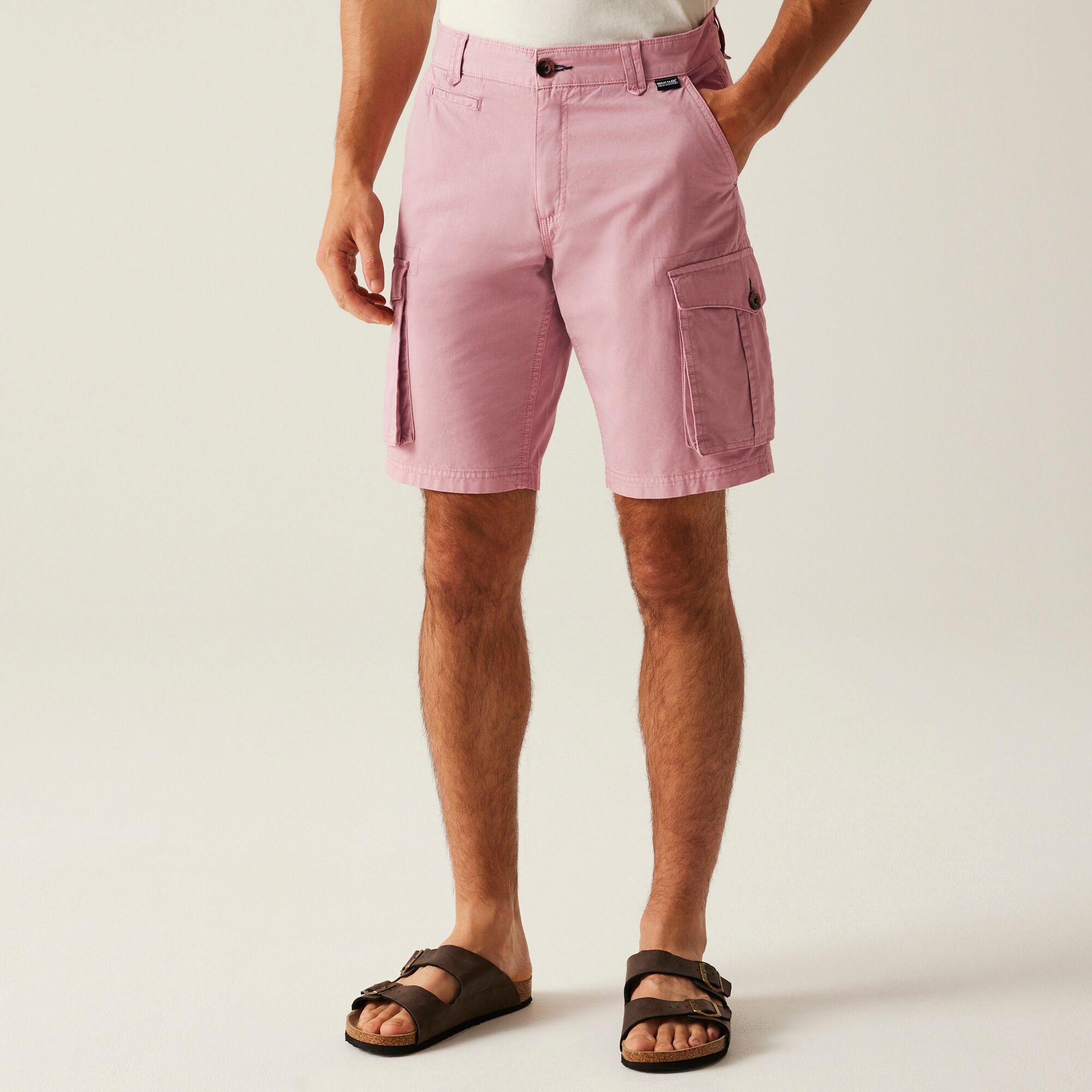 Regatta Men's Shorebay Ii Cargo Shorts - Pink Size 33
