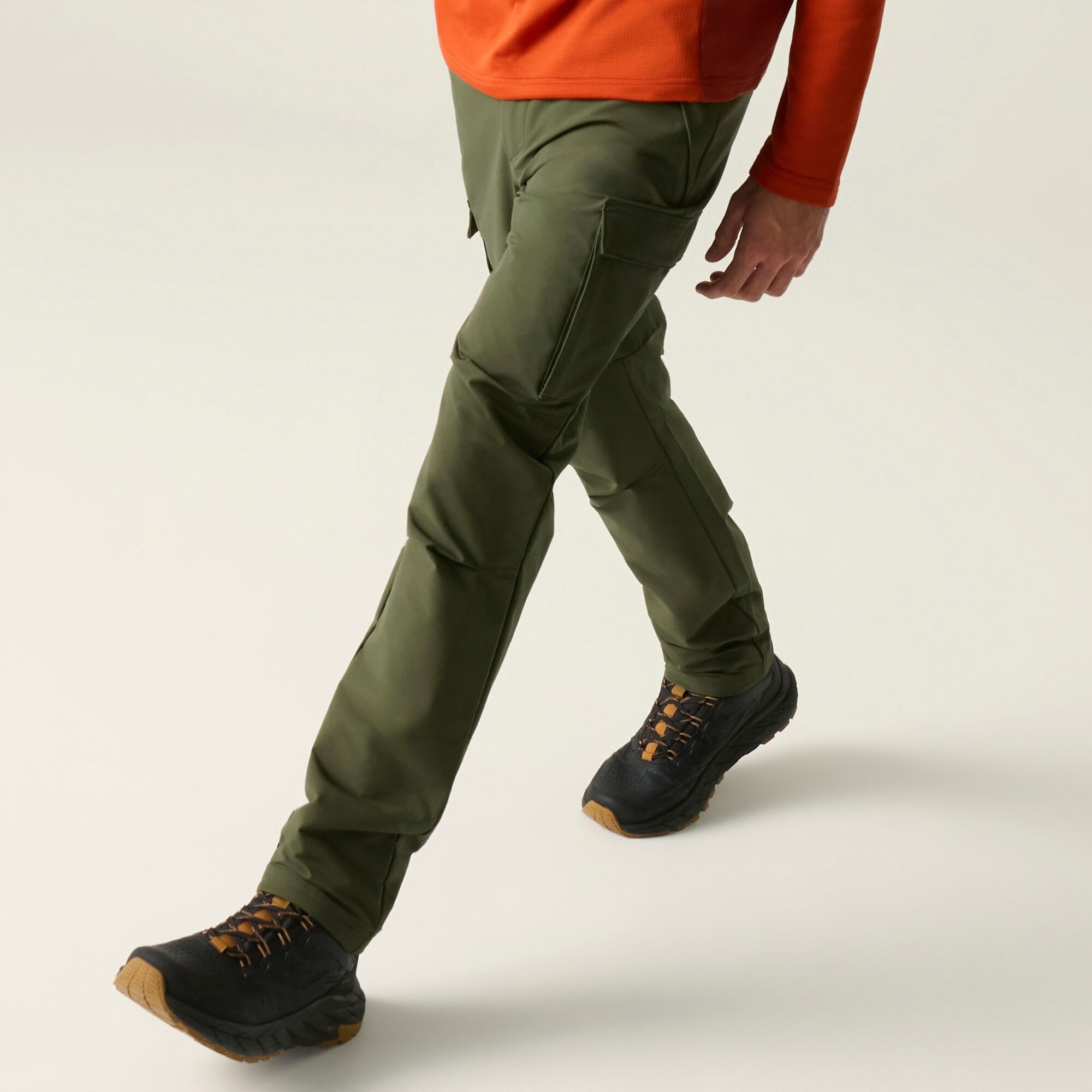 Regatta Men's Questra Cargo Trousers - Green Size 33 R