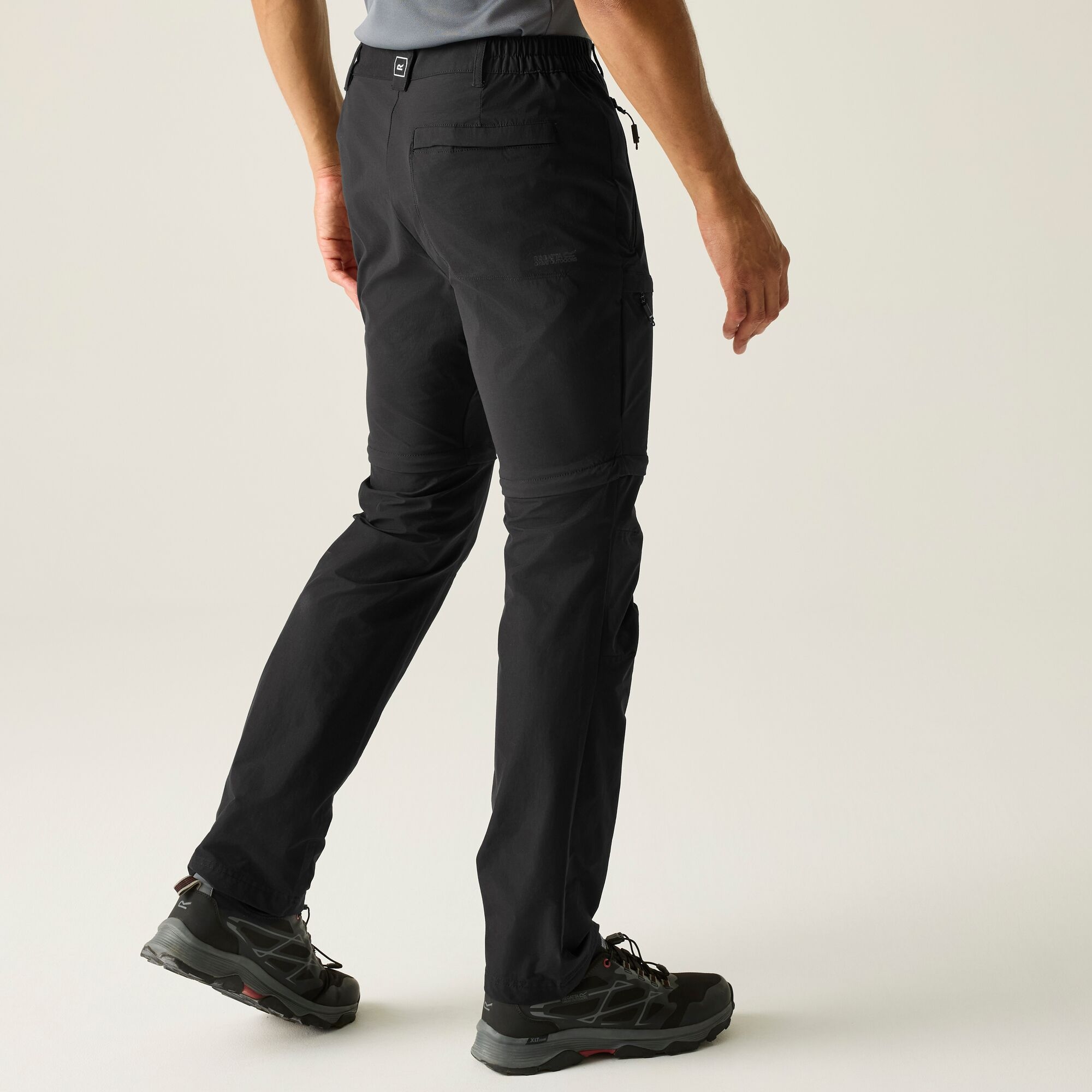 Regatta   Spodnie męskie z odpinanymi nogawkami Highton II Zip Off Czarny