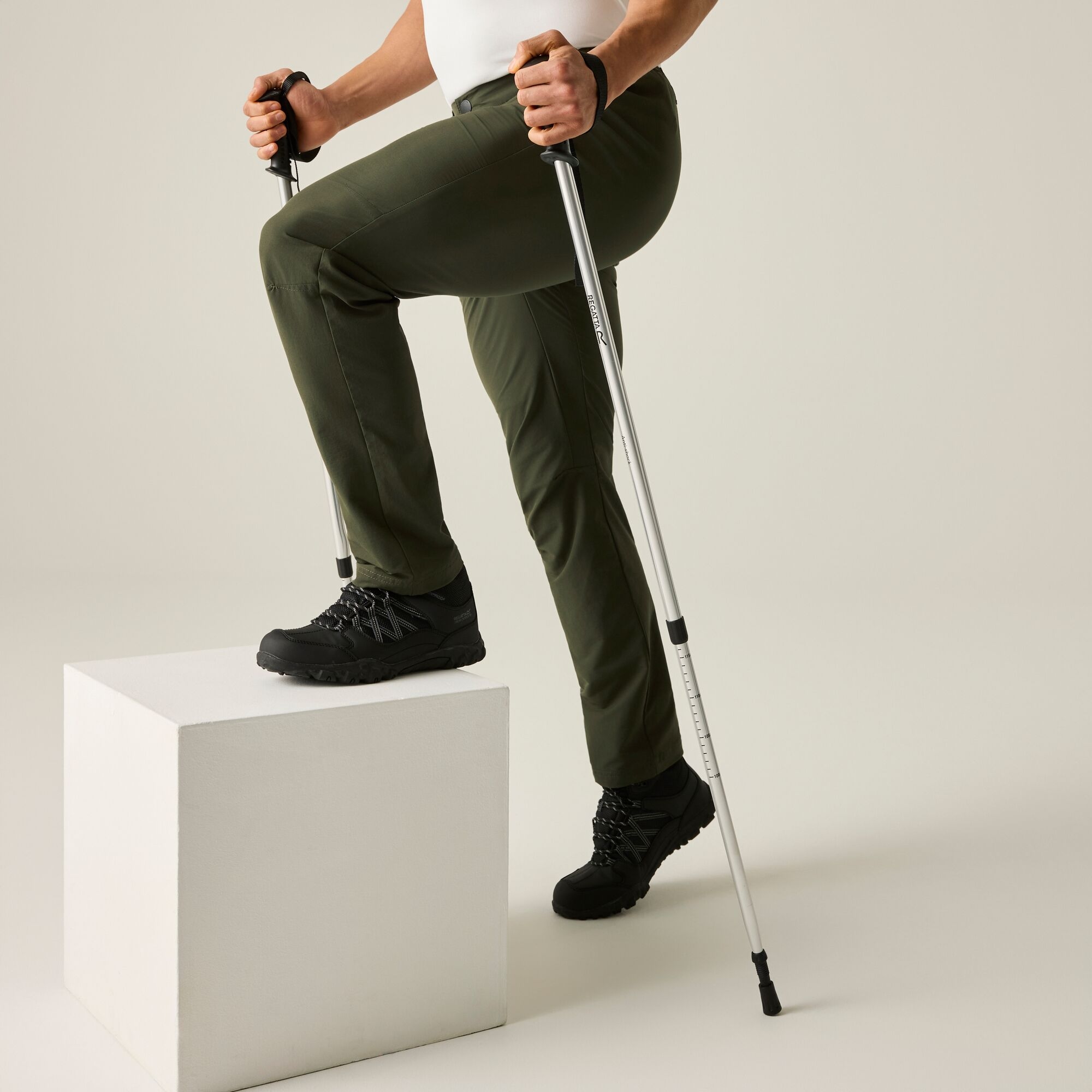 Regatta Spodnie męskie trekkingowe Highton II Jasnozielony