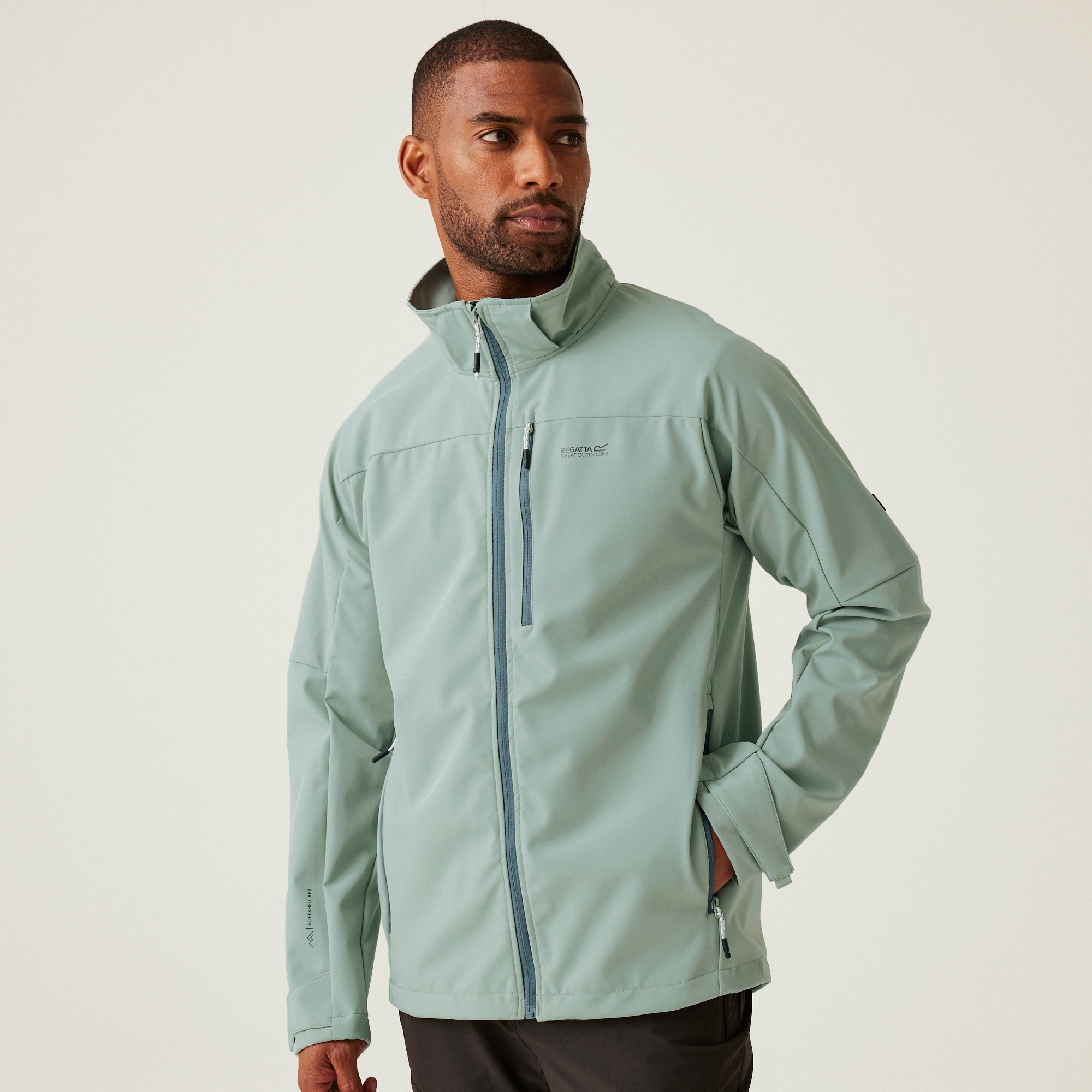 Regatta Grün Softshell-Wanderjacke Arana - Image 2