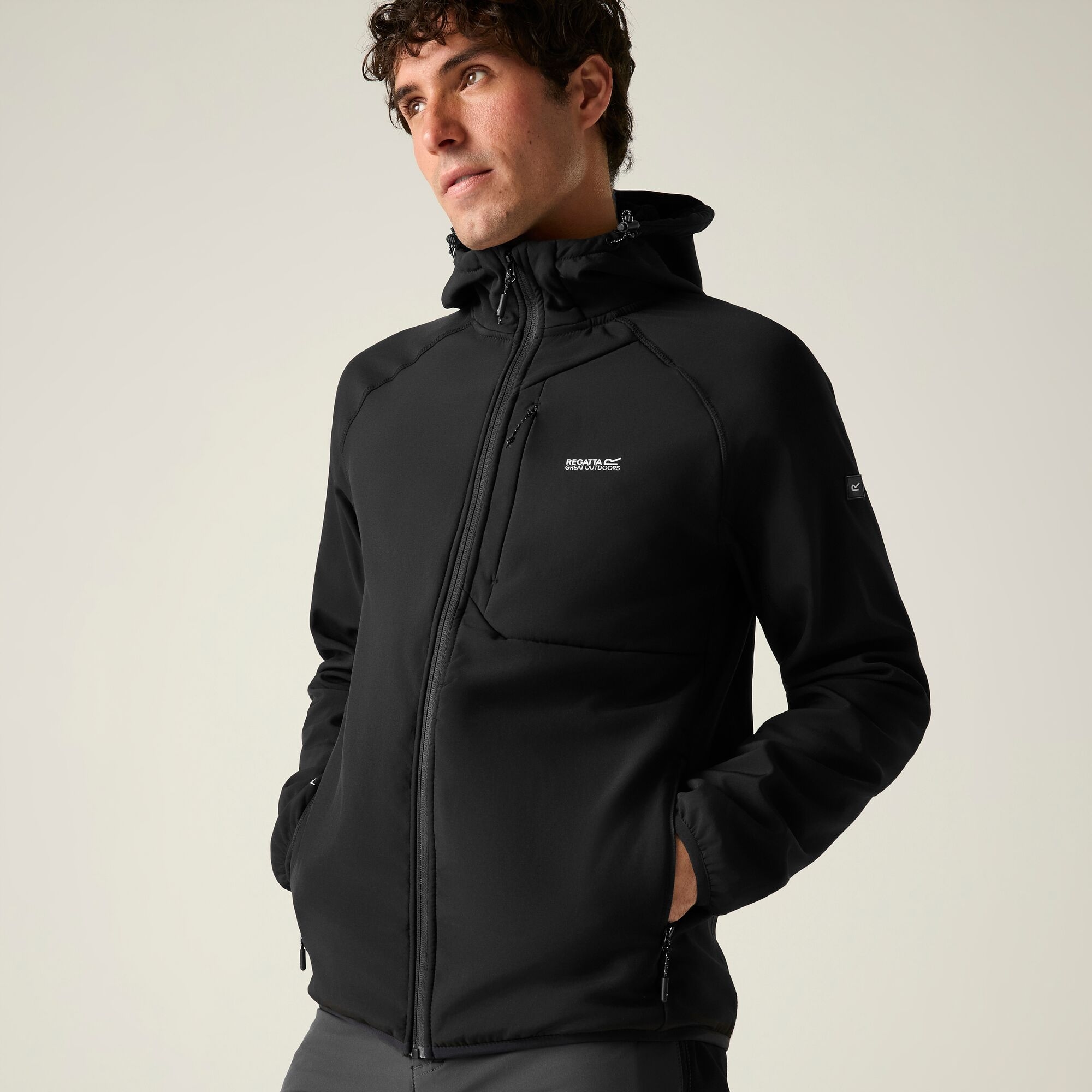 Regatta   Kurtka softshell męska Ossek z kapturem Czarny