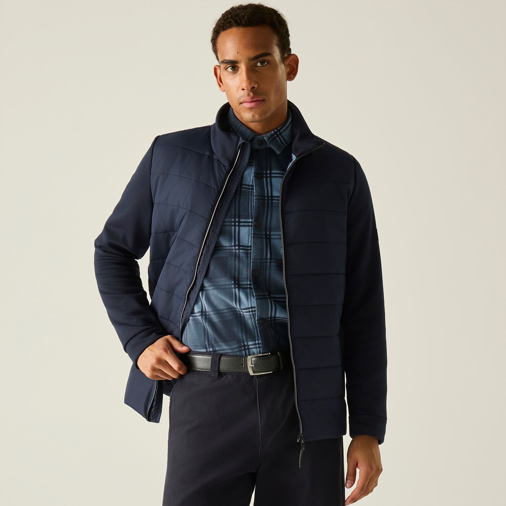 Regatta Men's Navy Waverhill Hybrid Insulated Quilted Jacket In | : Small - Image 3