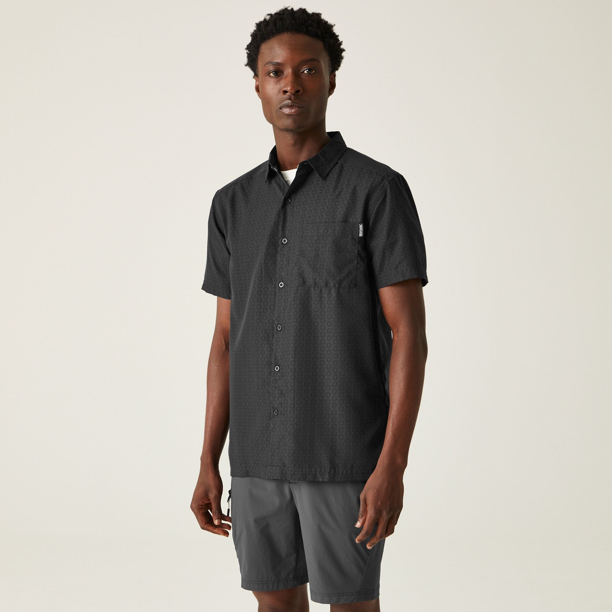 Regatta Mindano Viii Short Sleeve Shirt Size: L Men's Grey