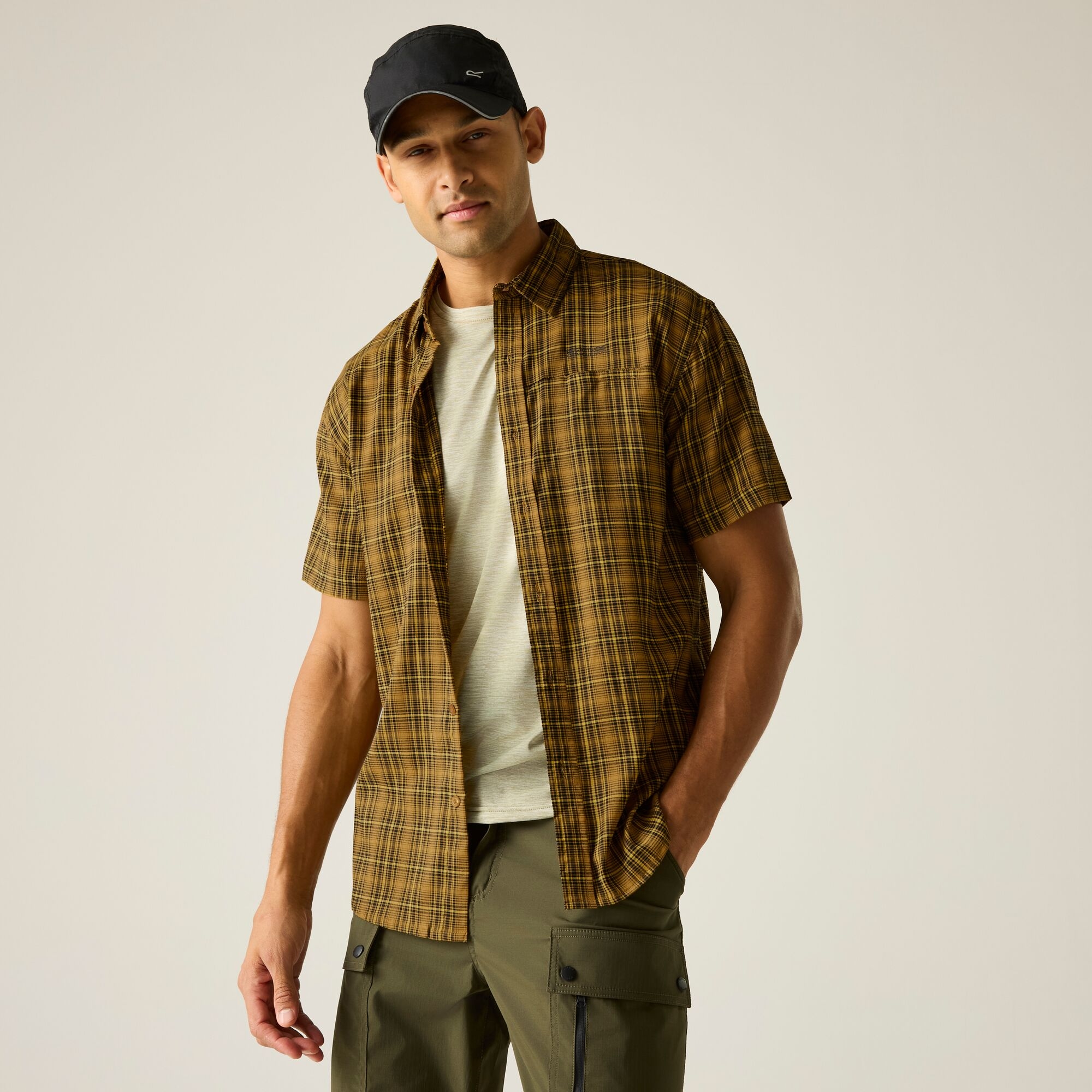 Regatta   Koszula męska z krótkim rękawem Begarno Brązowy