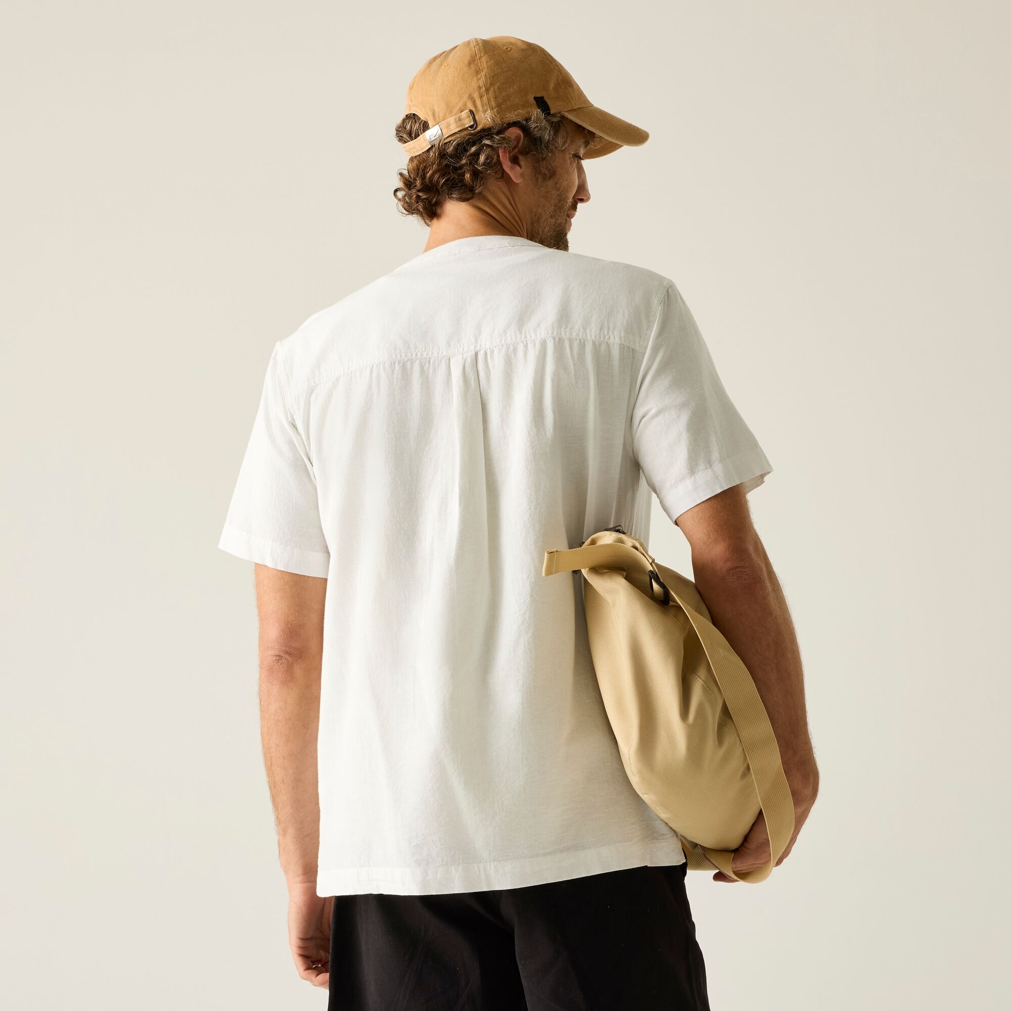 Regatta   Koszula męska z krótkim rękawem Lovrey Biały