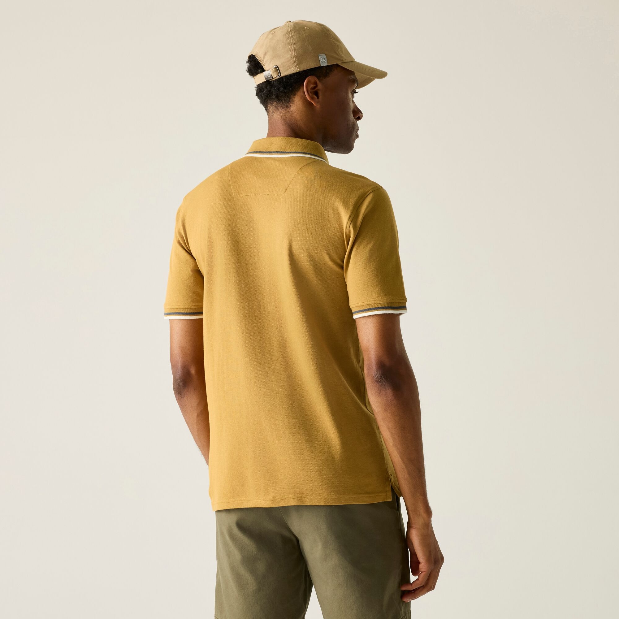 Regatta   Koszulka męska polo Adryan Brązowy