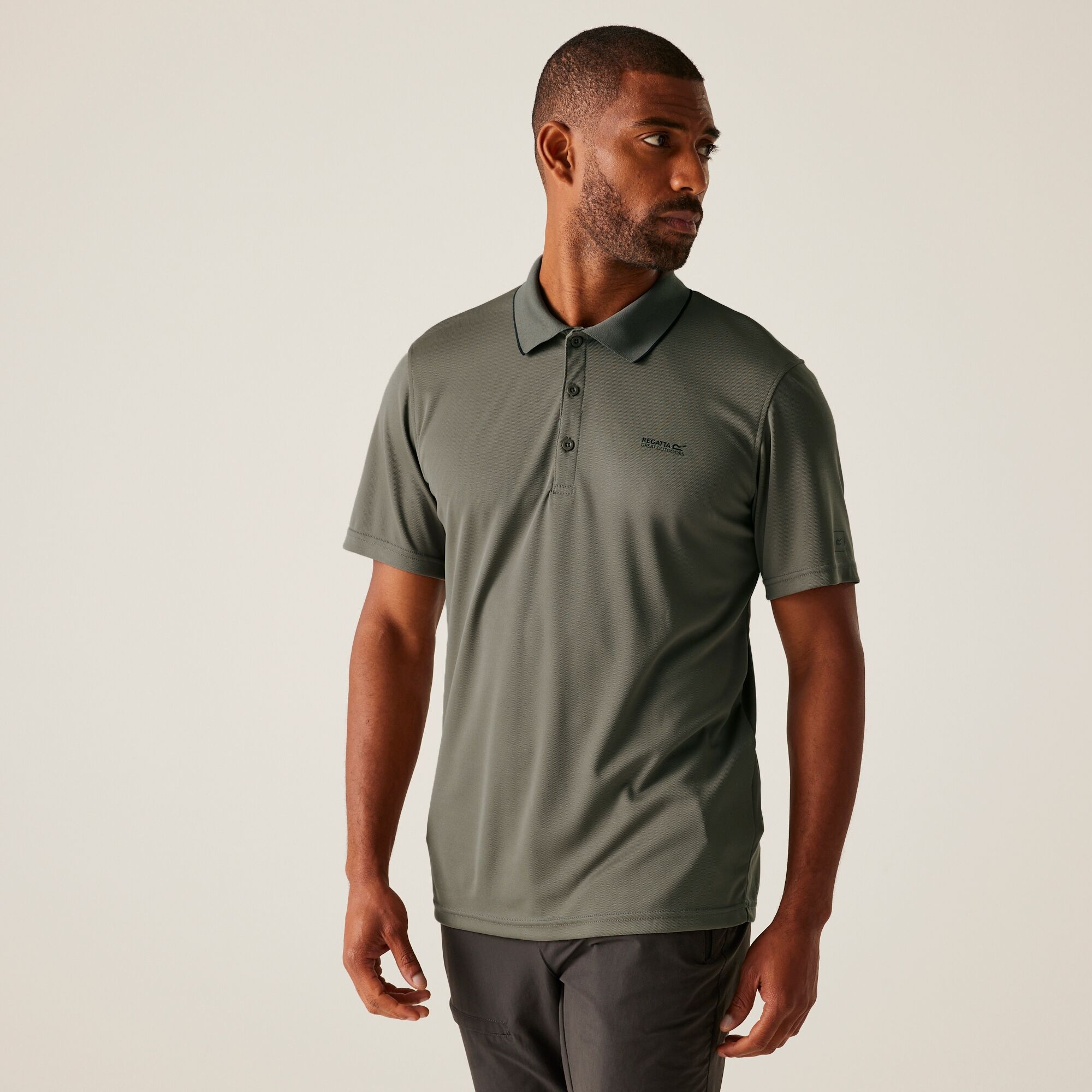 Maverick V Active Polo-Shirt Für Herren Größe  S Braun Regatta - Image 1