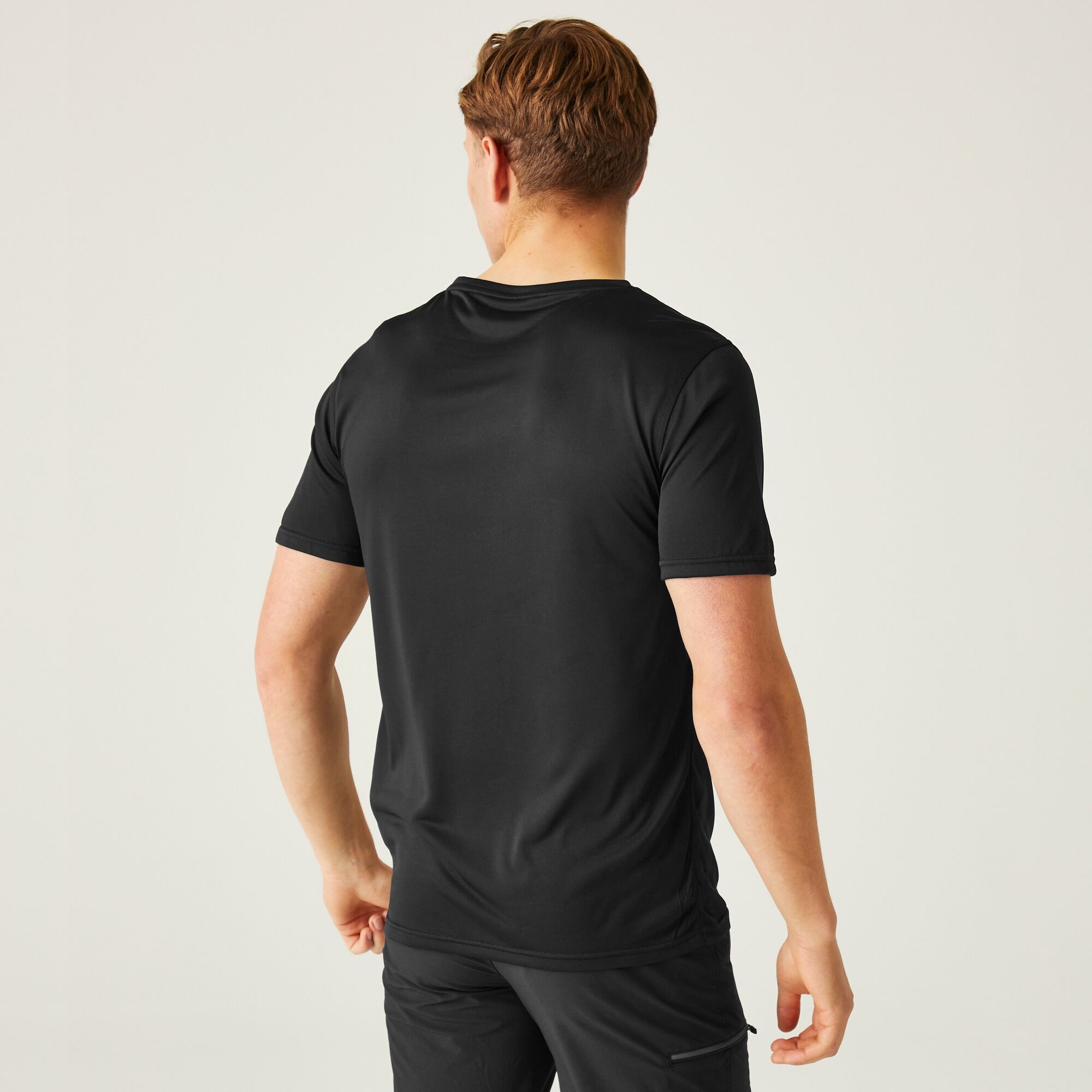Regatta Męska koszulka Fingal V-Neck Czarny